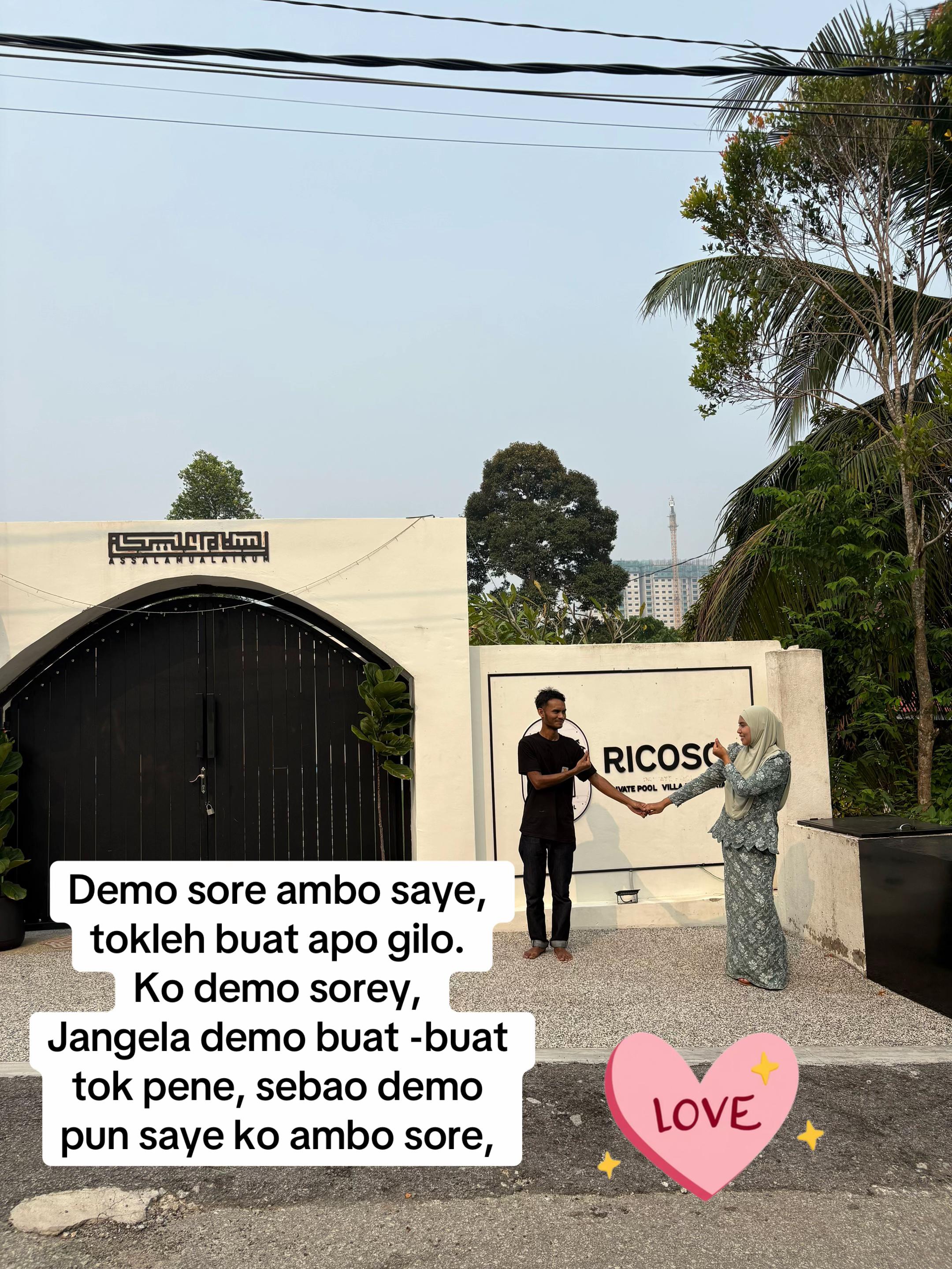 @Pakcik Si Penjual Kuih