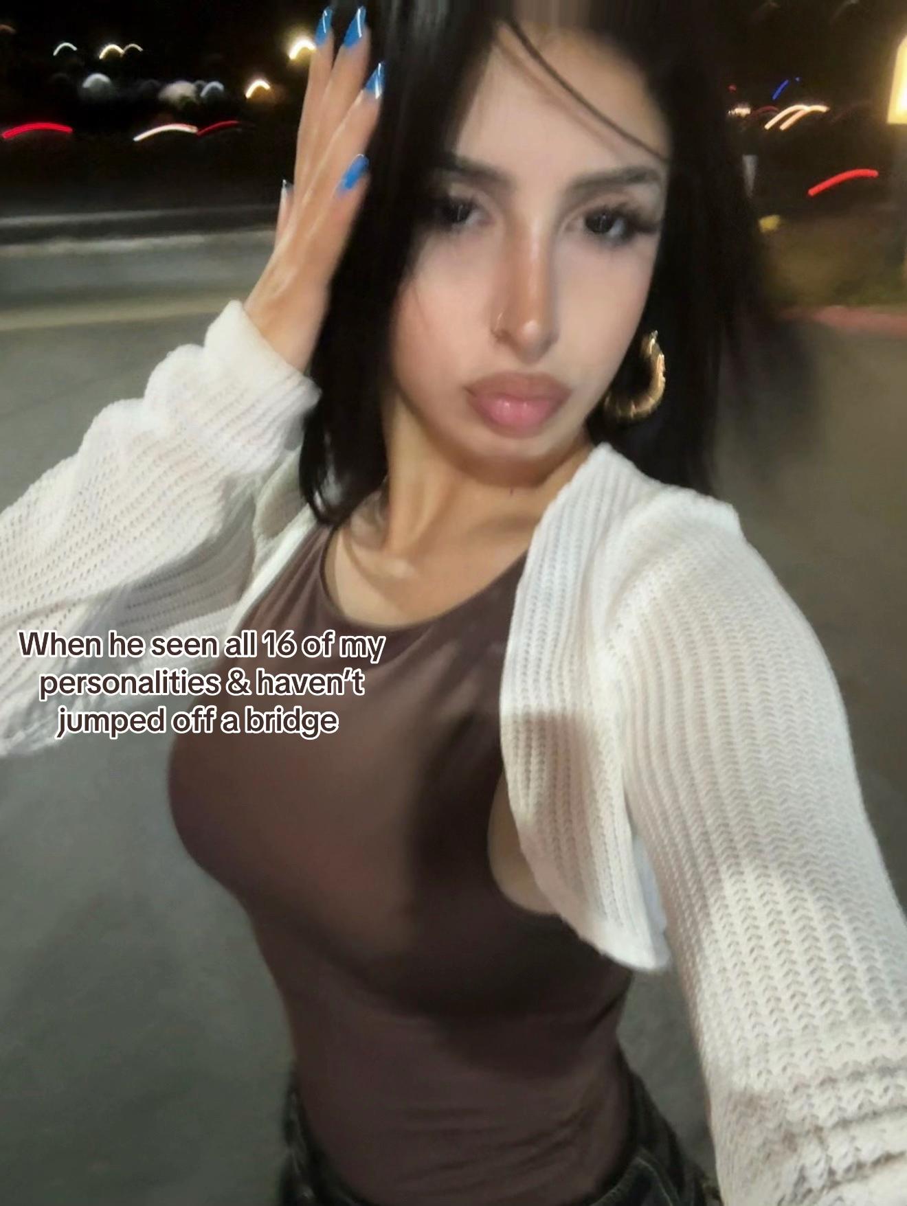 @Esra🇸🇾