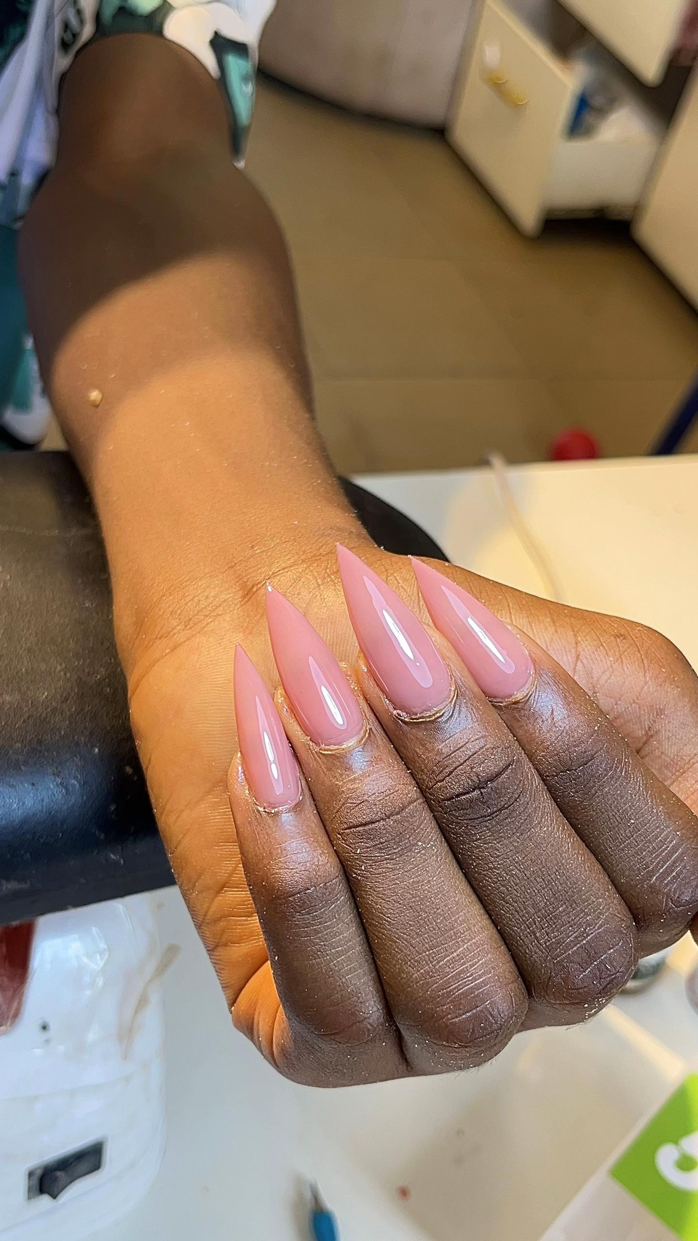 @NAIL/LASH TECH IN BENIN(UGBOR)