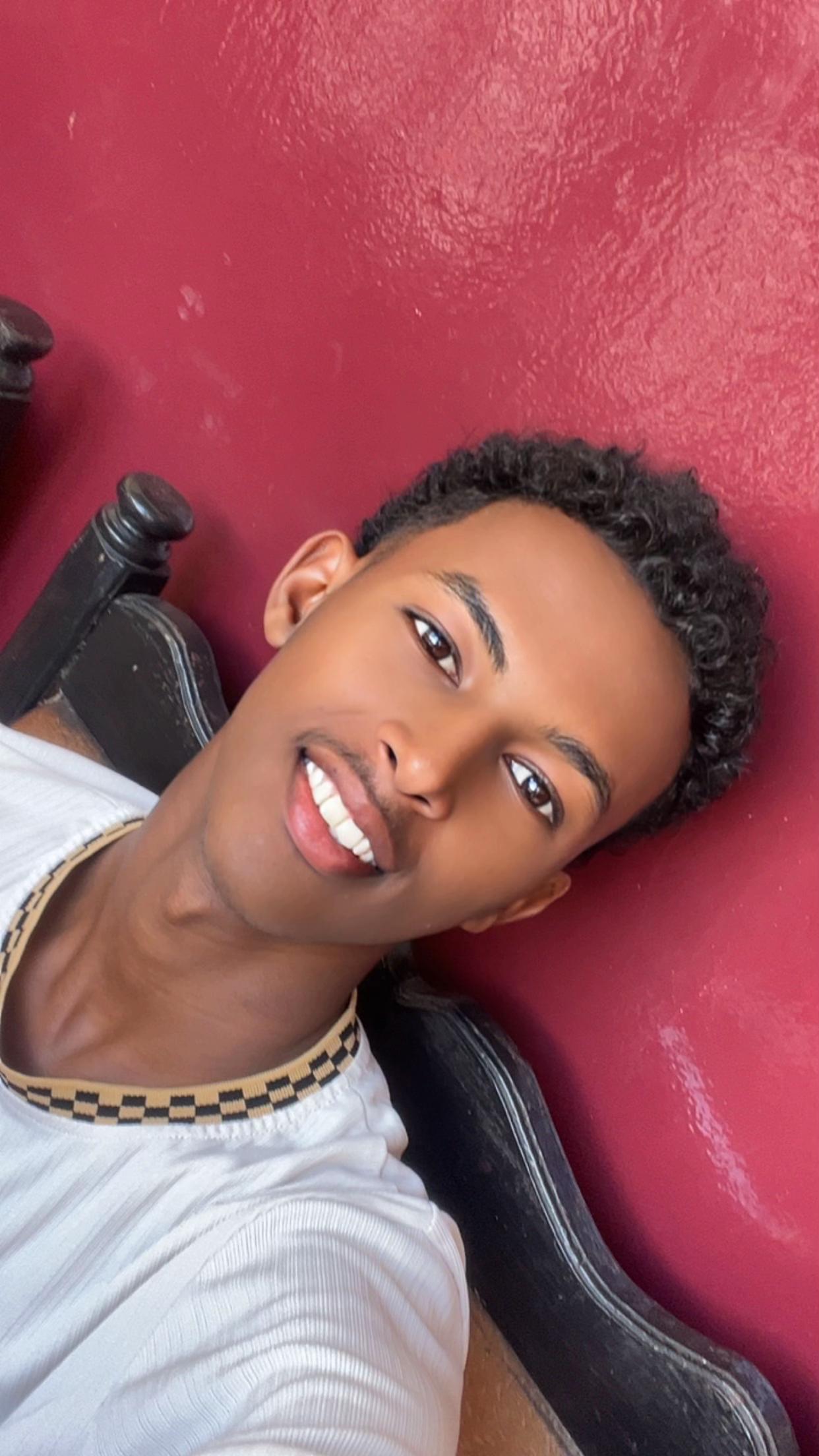 @G44LD!L3 🤴🏽🔥