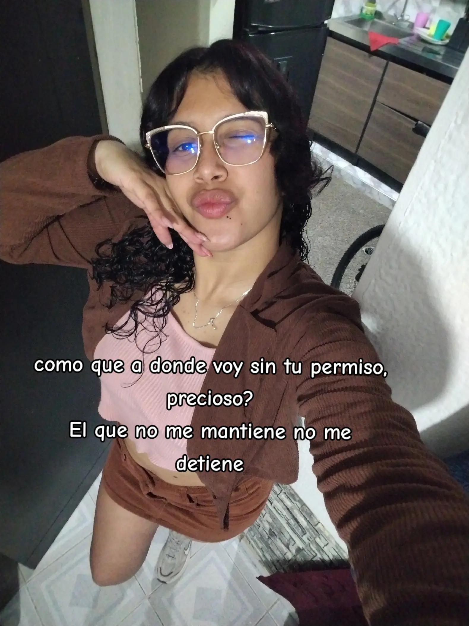 @Mónica🖤.