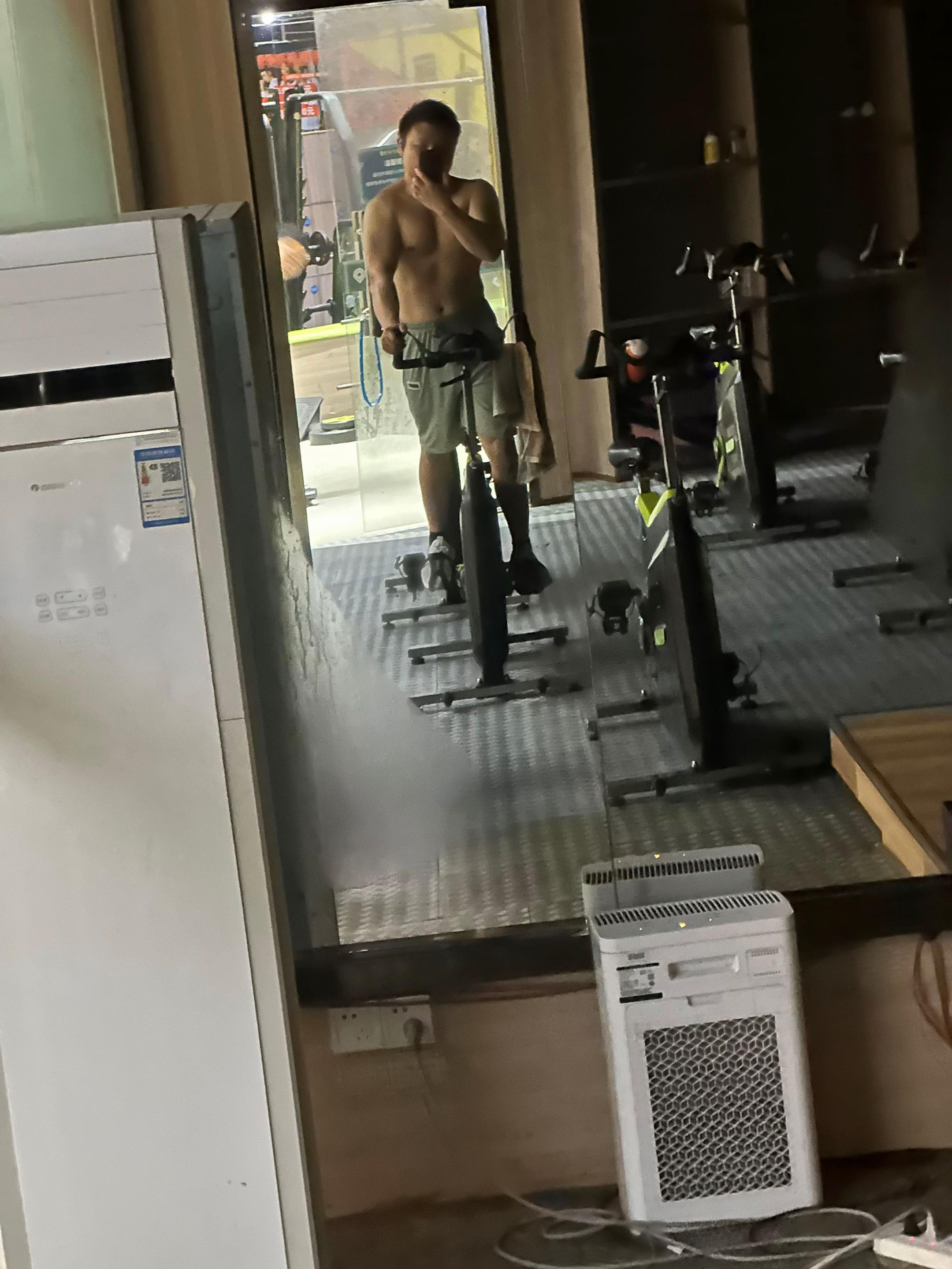 @灵活的胖子