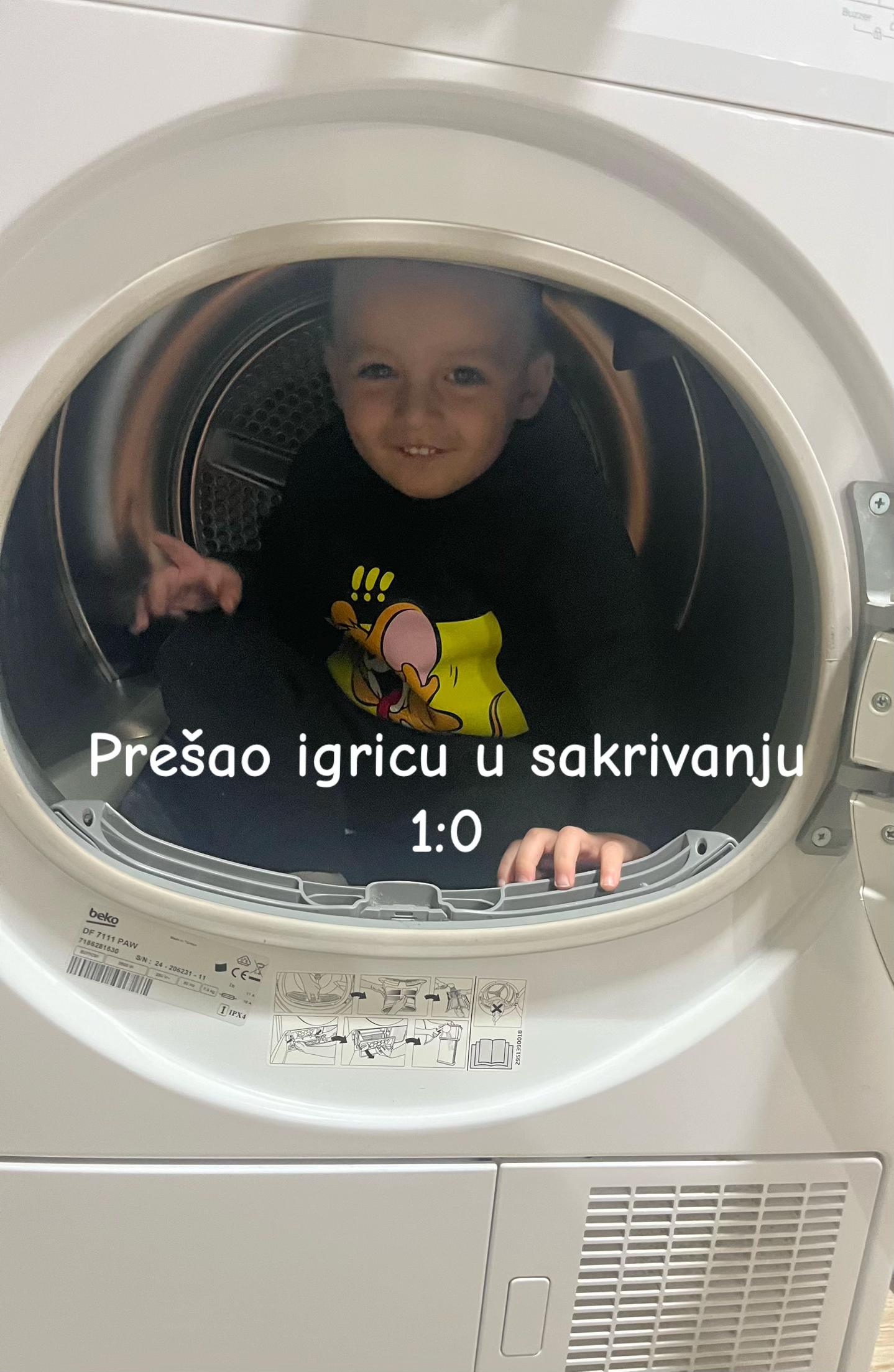 @♛ 𝐵𝐿𝒜𝒞𝒦 𝒬𝒰𝐸𝐸𝒩 ♛