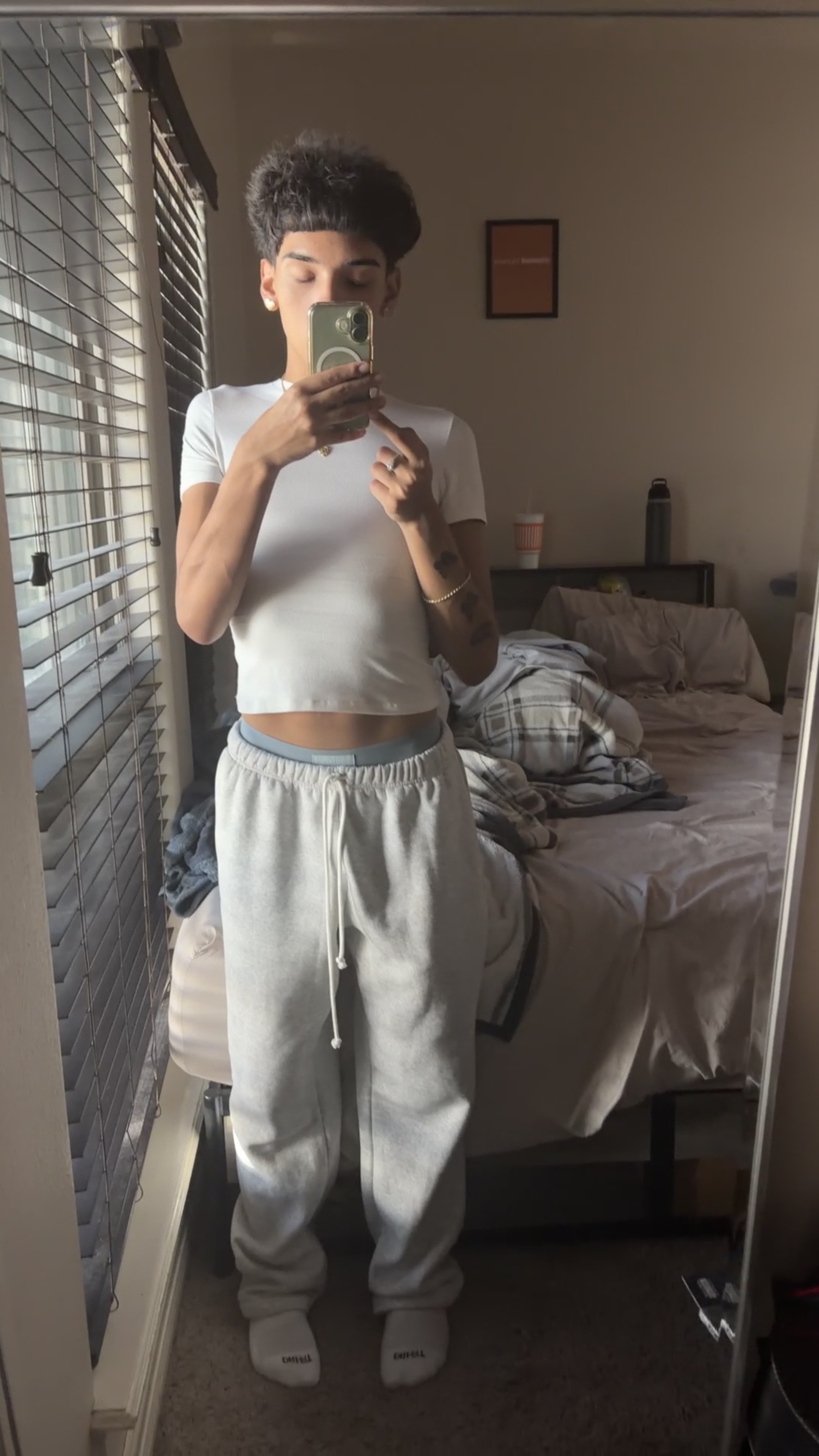 @αвяαм