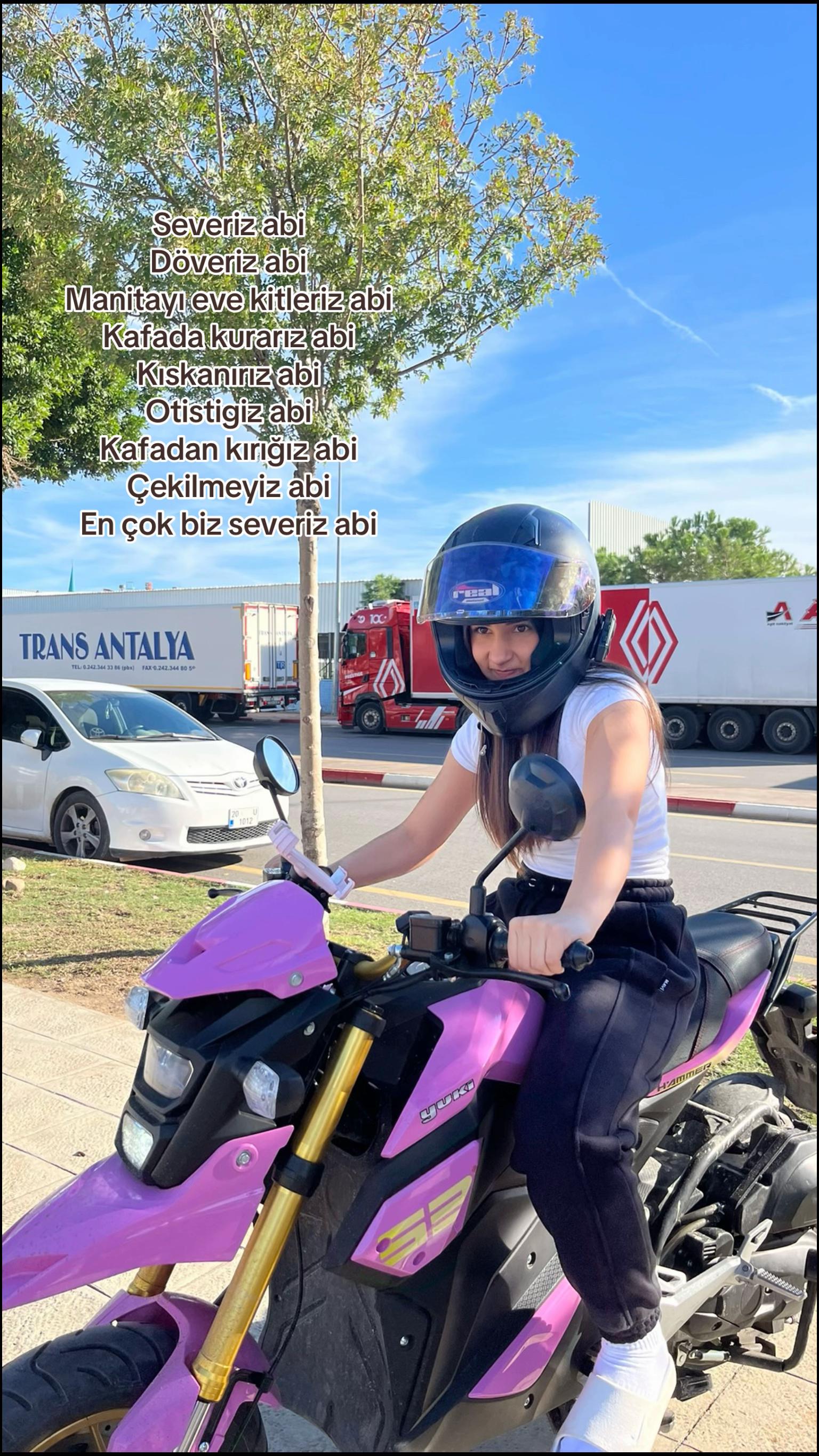 @Elif Tanrıverdi