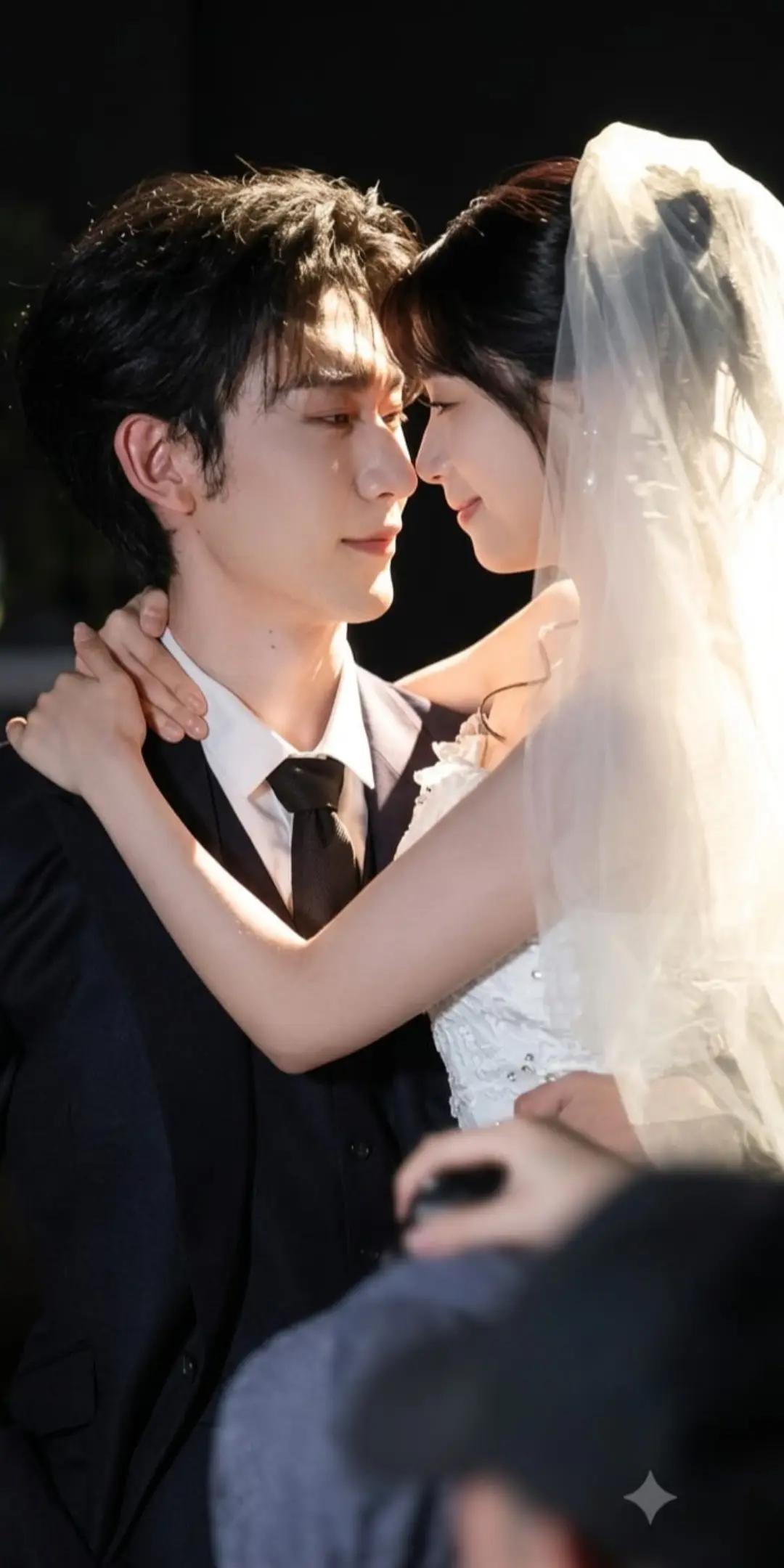 @Kaluna Arunika 小亿