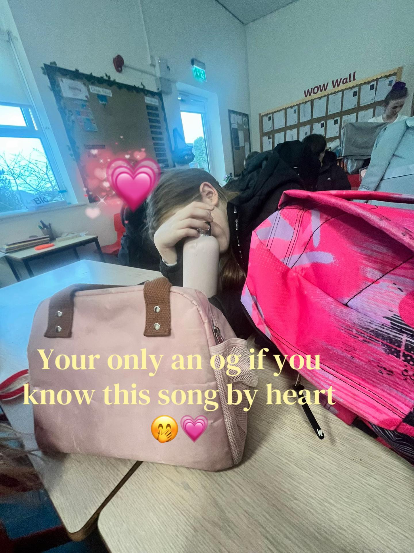 @𝐓𝐚𝐲!🥐🛍️