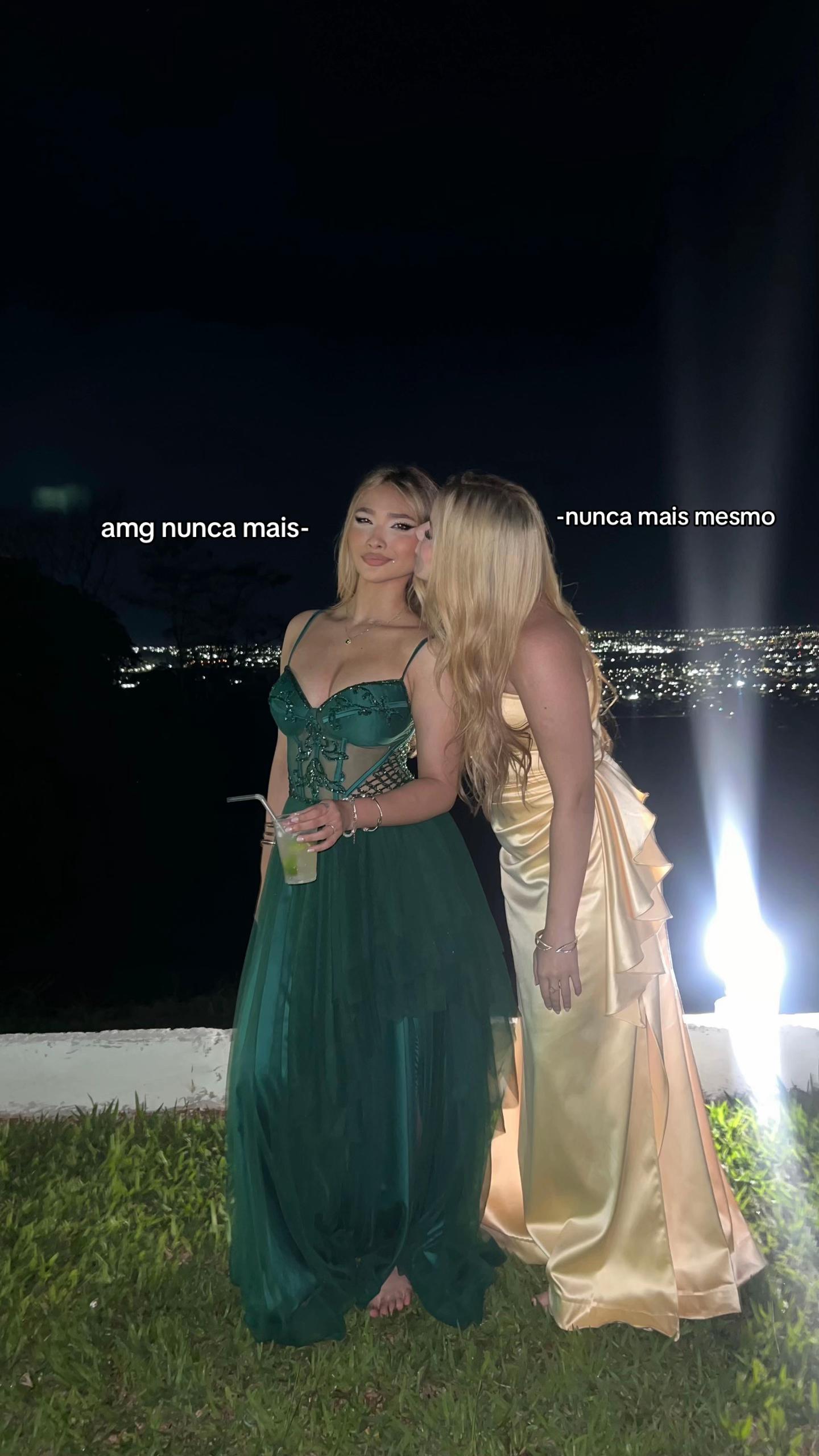 @𝓁𝒶𝓊𝓇𝒶 𝓁ℯ𝓂ℯ𝓈 🐆