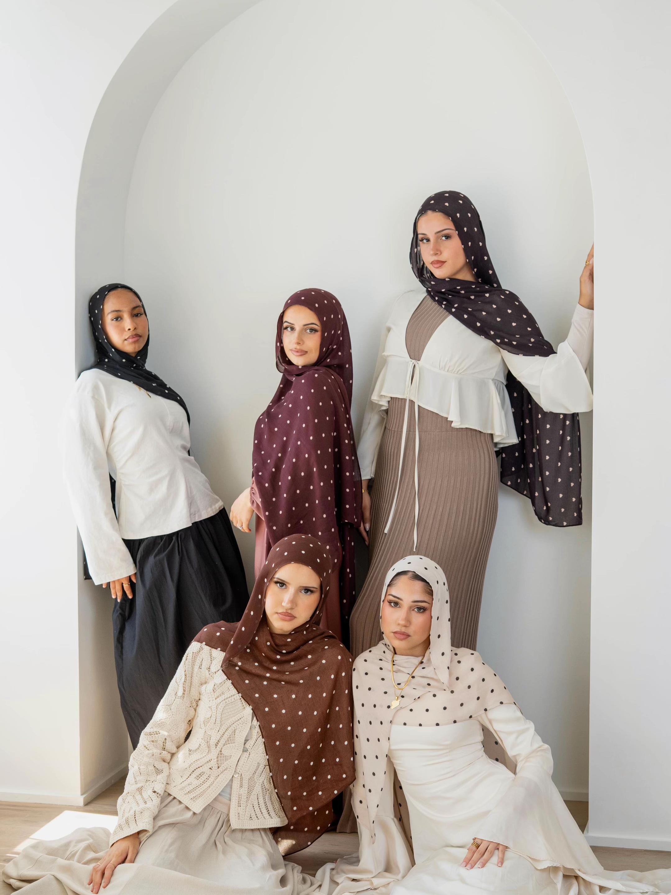 @Amira Hijabs