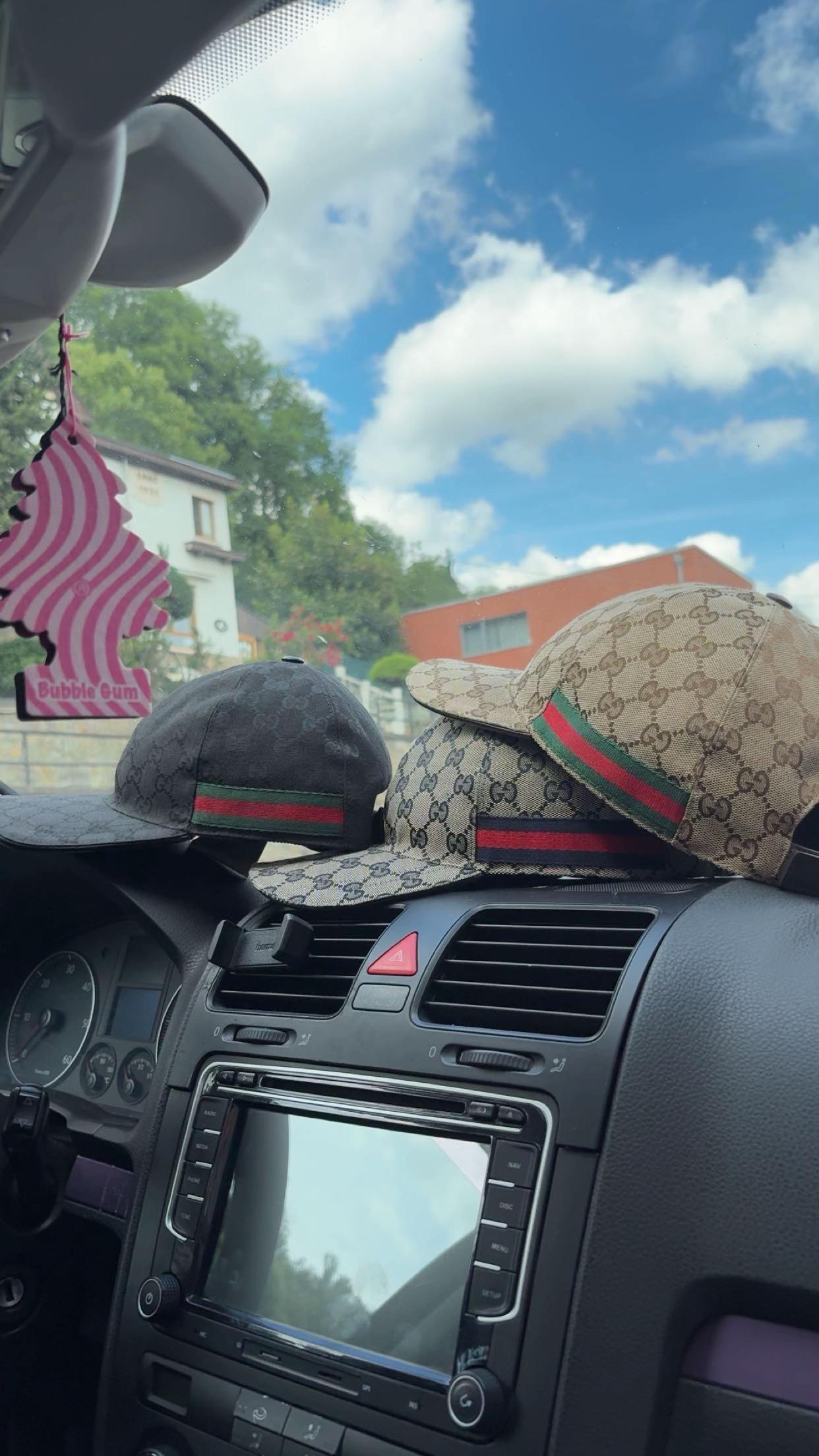 @Gucci 🧢