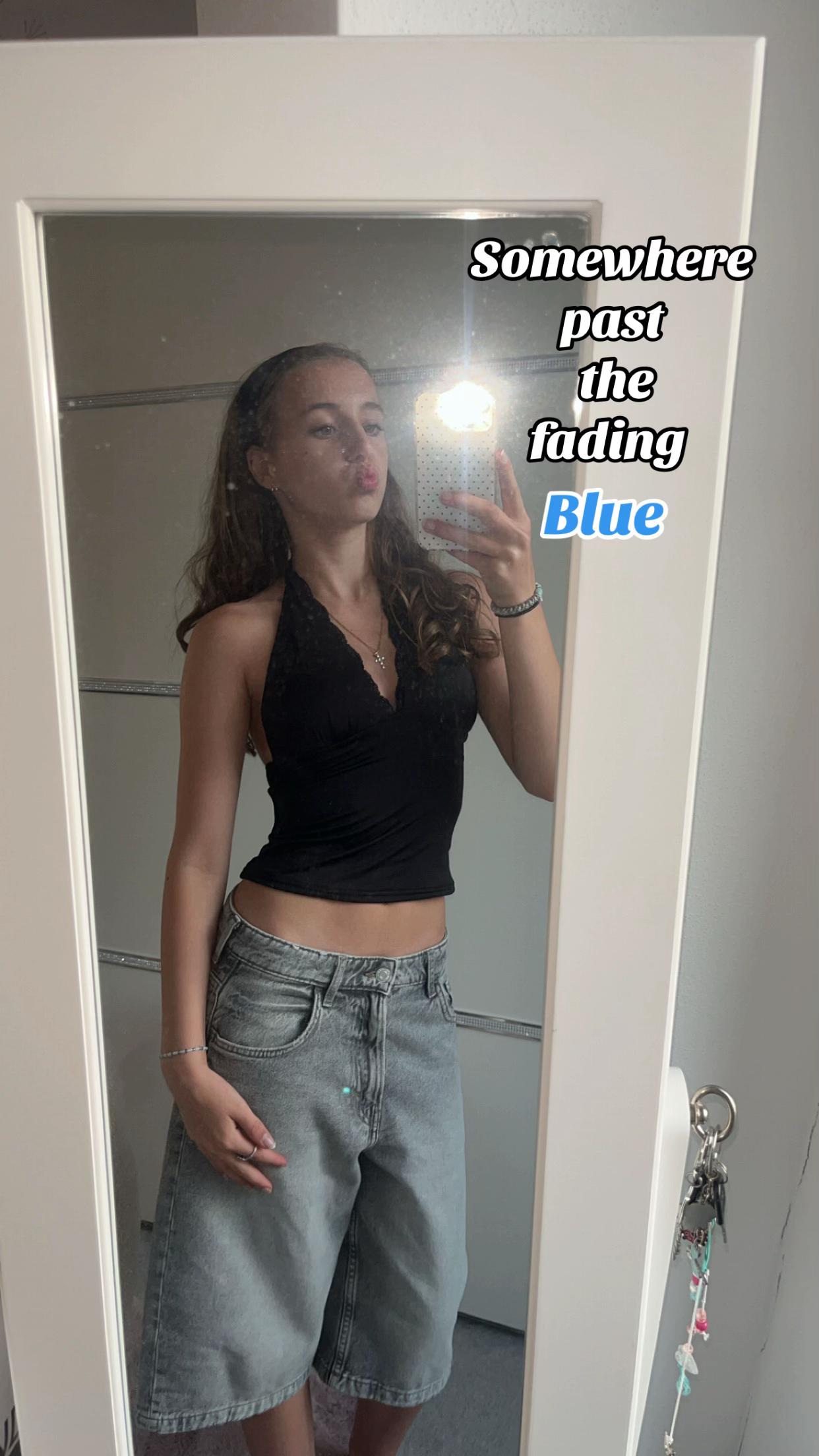 @Laraaa