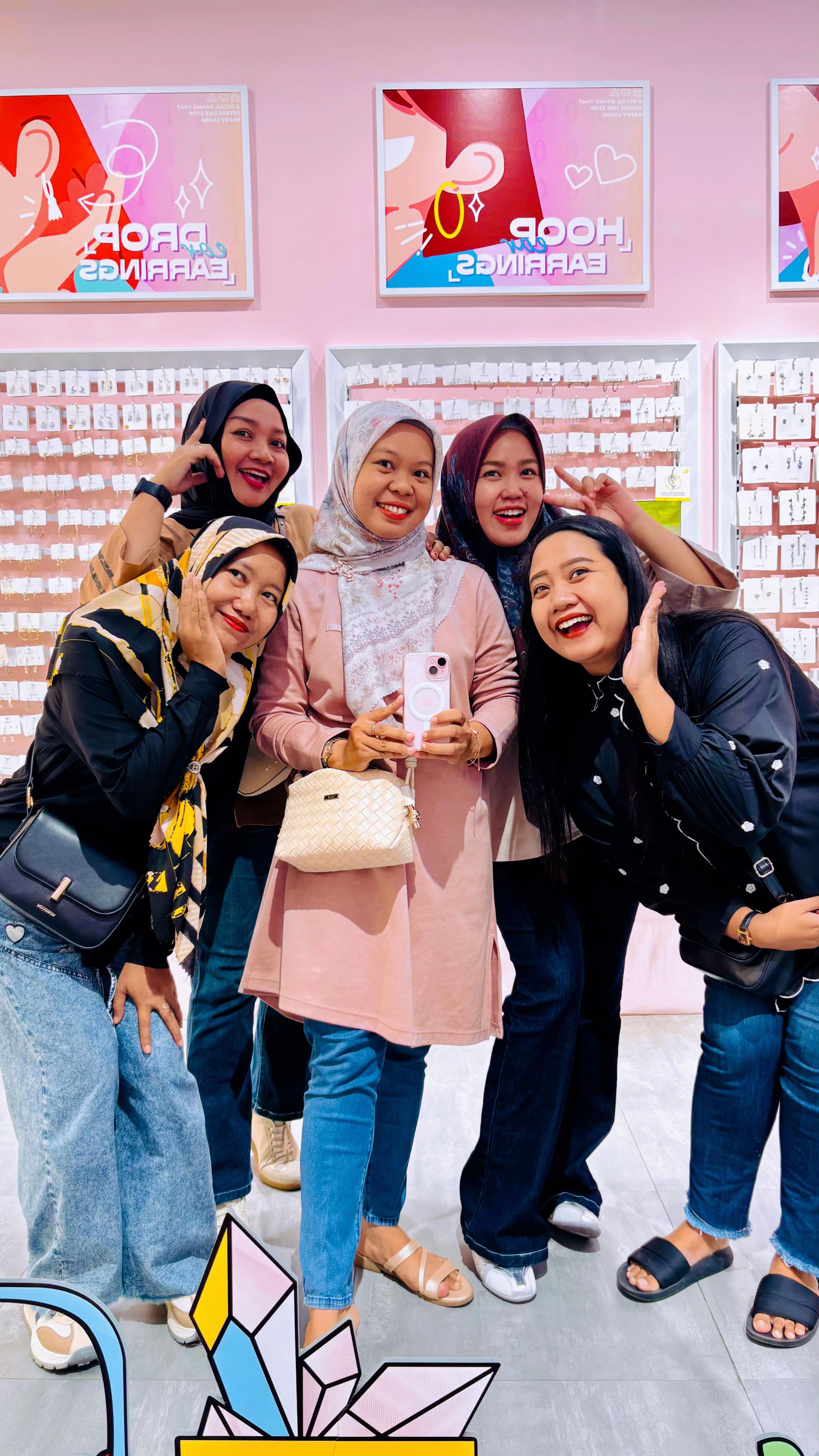 @Lika Herawati 💋