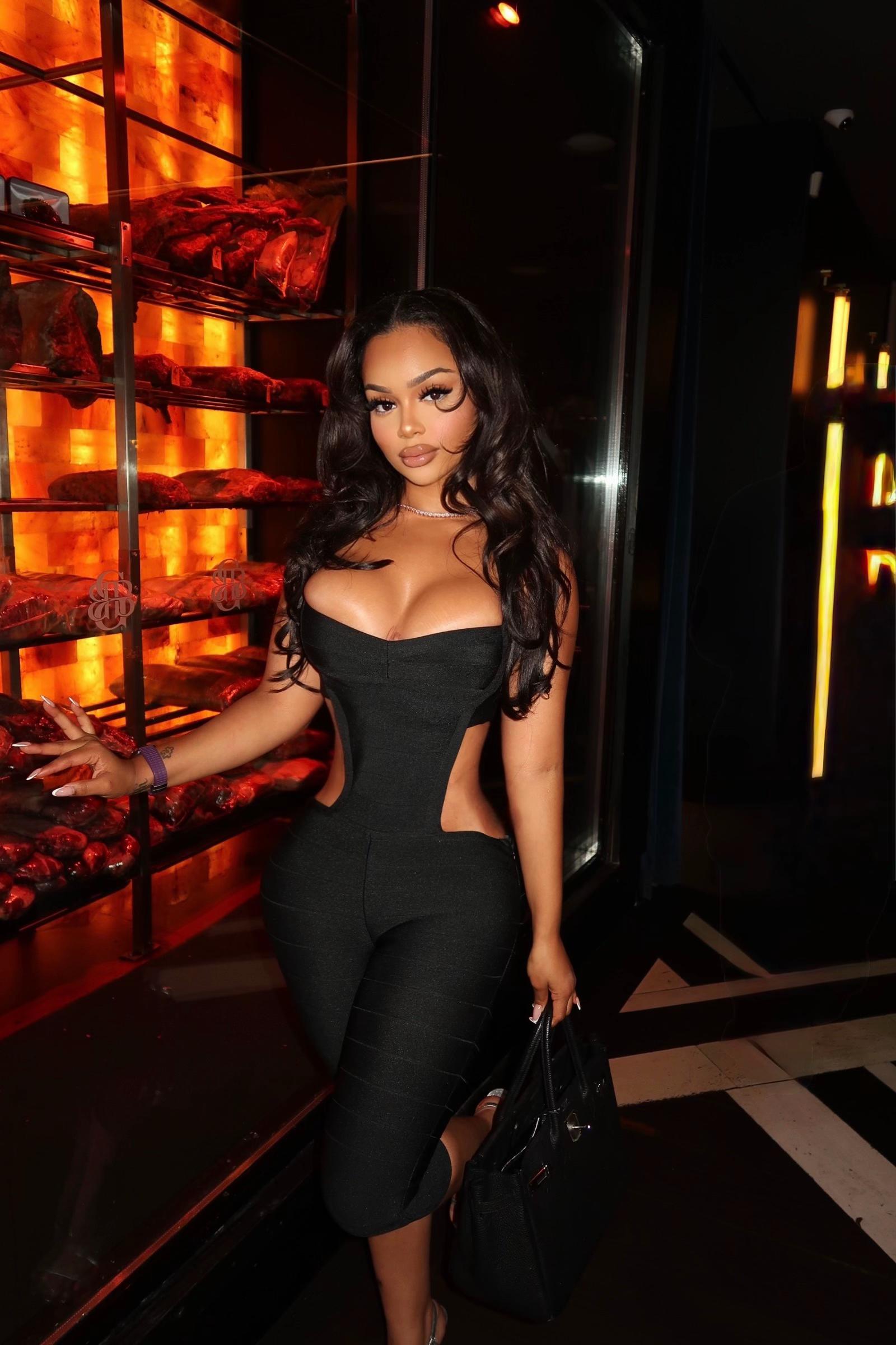 @Lala
