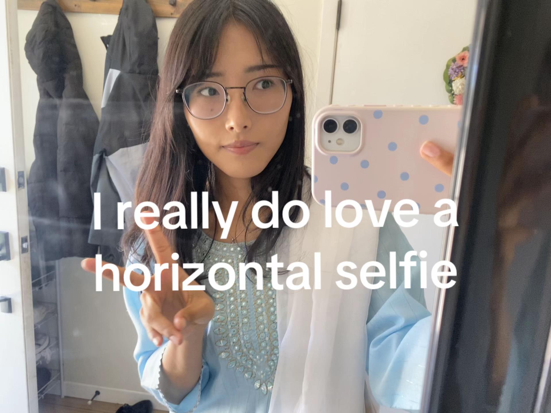 @:D