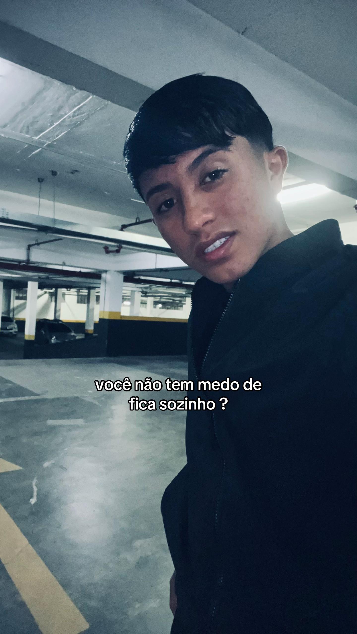 @🎬