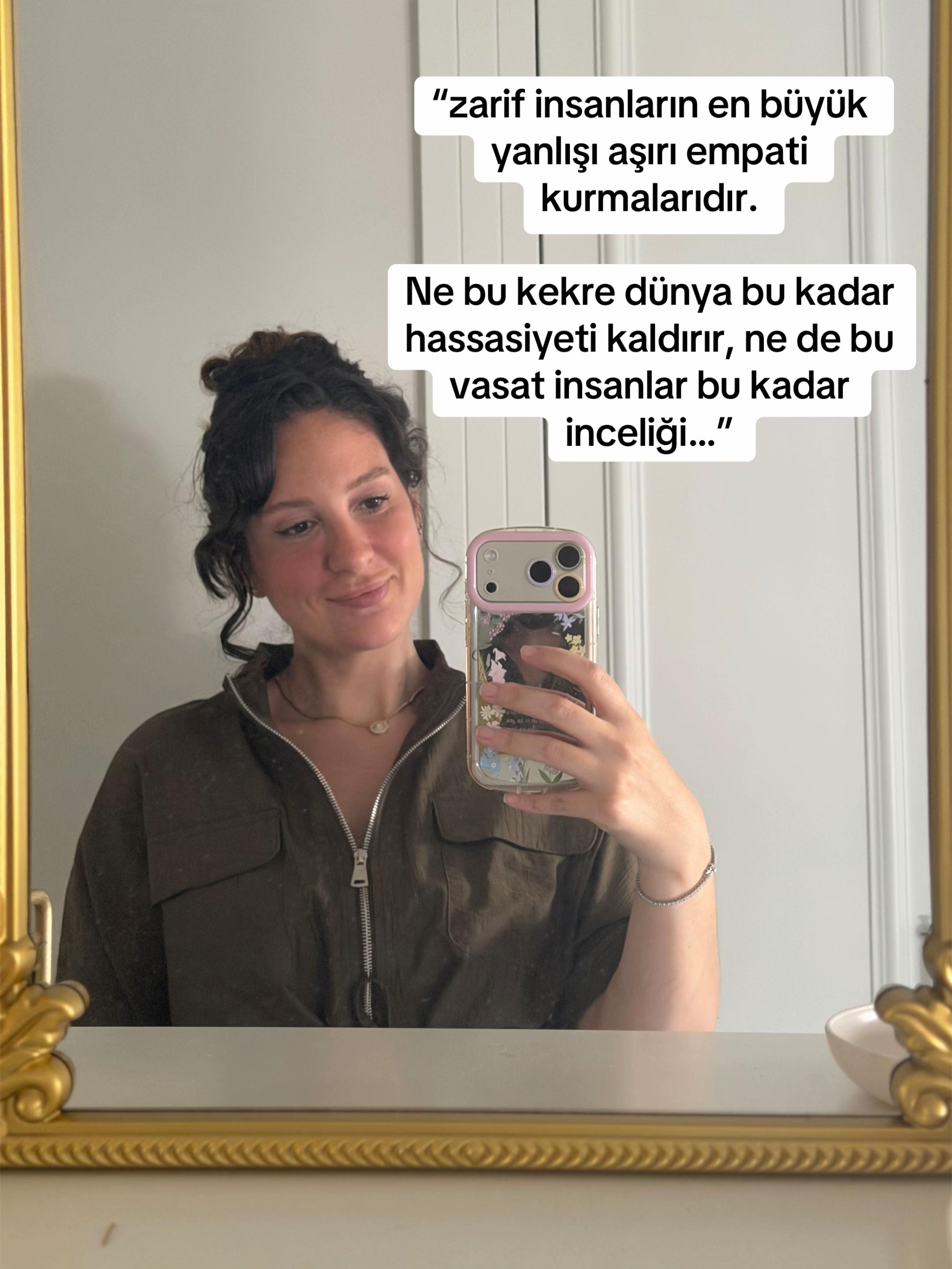 @gozdeeloves