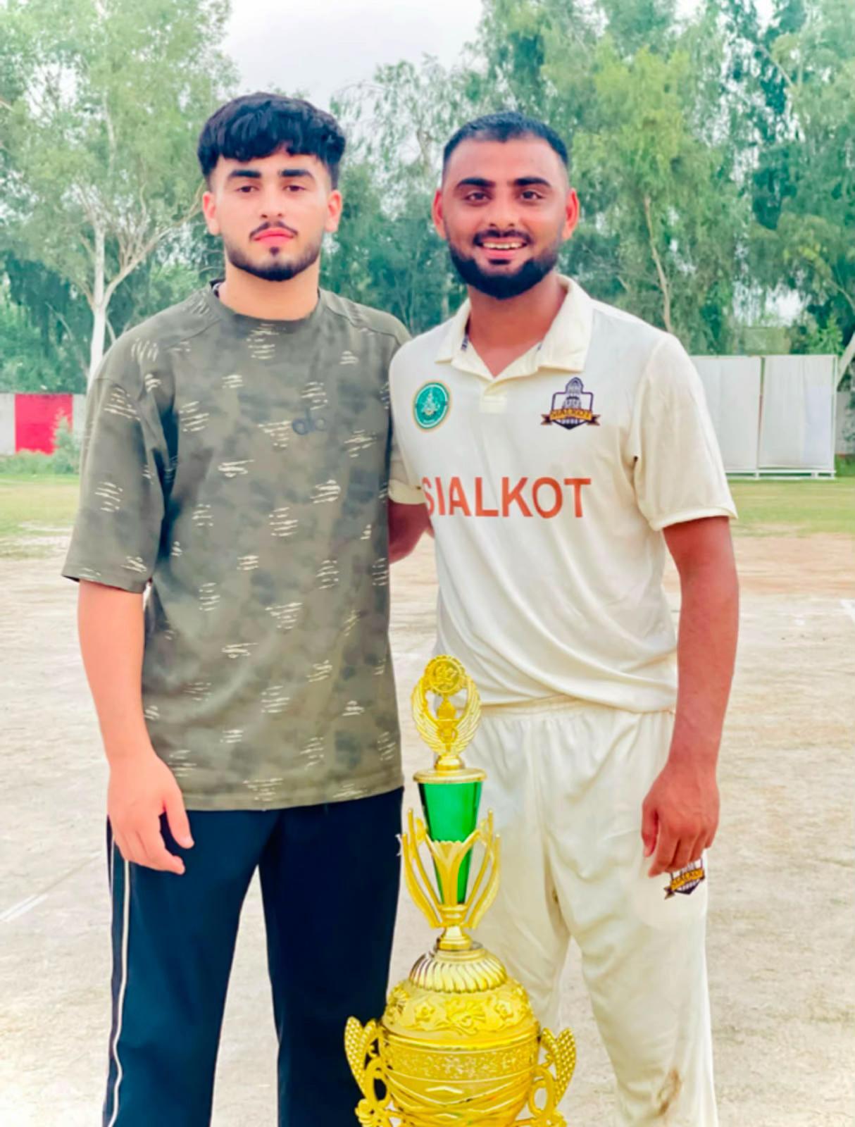 @ASHER MALICK🇵🇰🇬🇧 🇸🇦🇧🇭