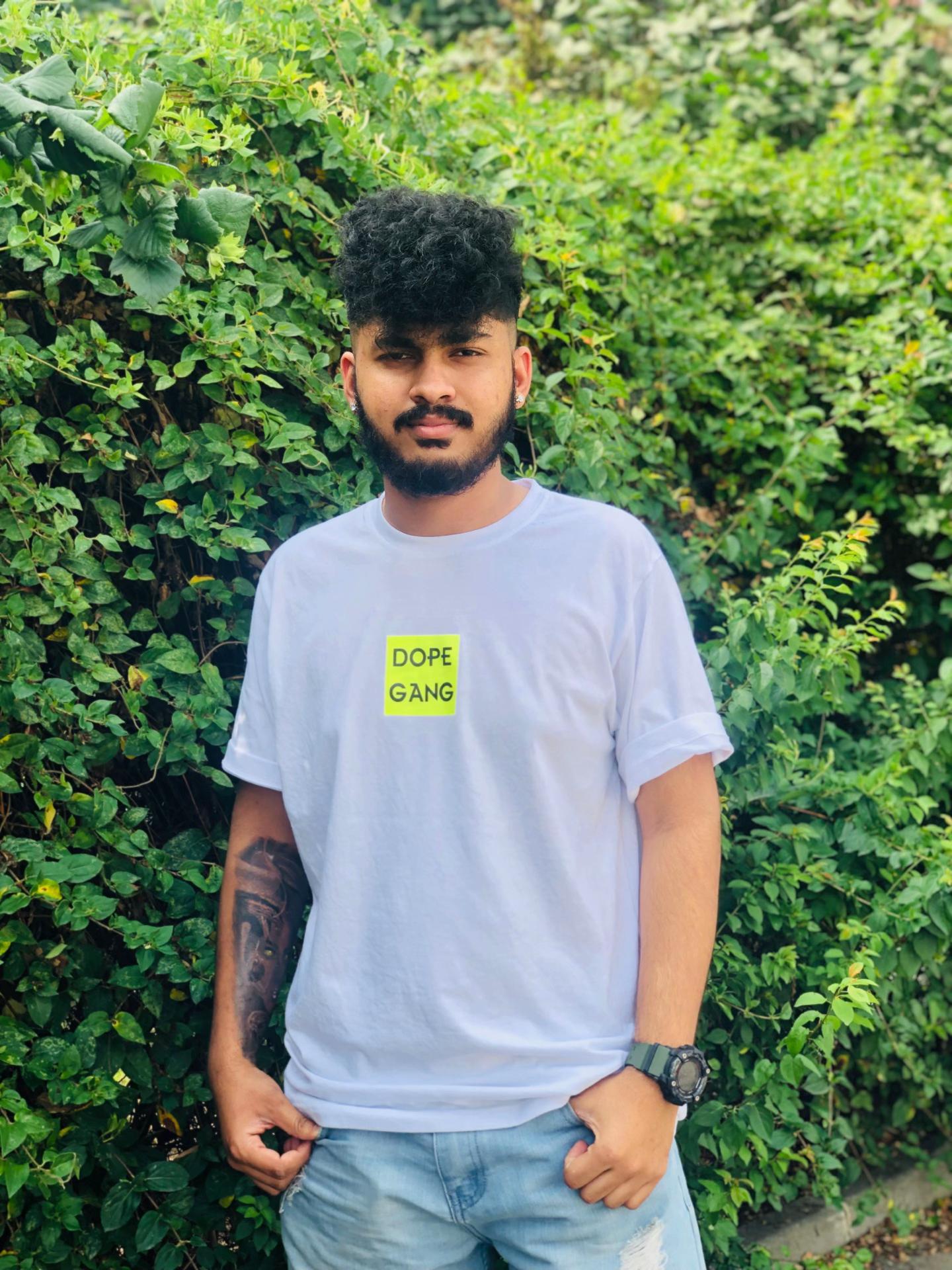 @Thilii 🇱🇰🇫🇷