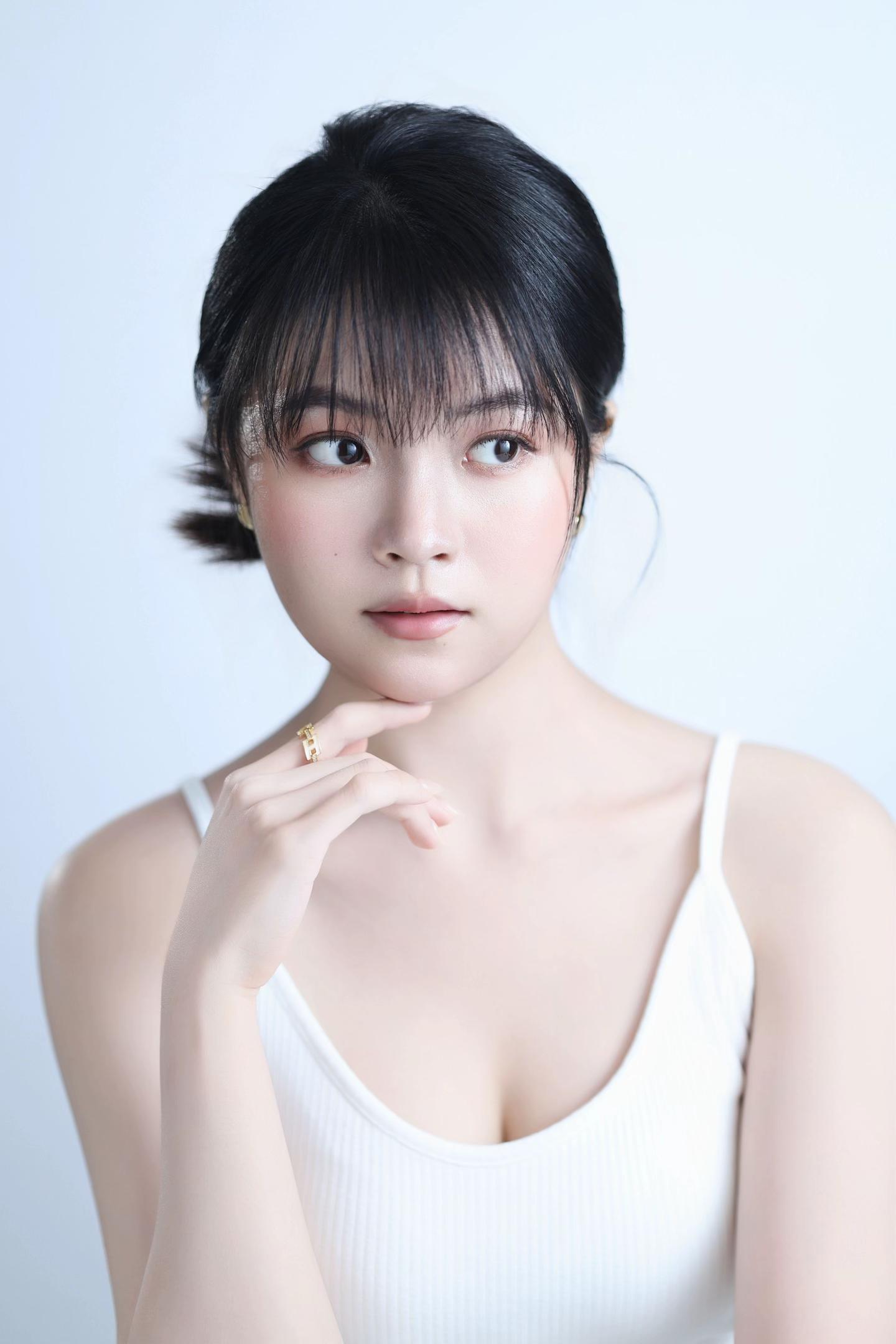 @PrincessHuangg