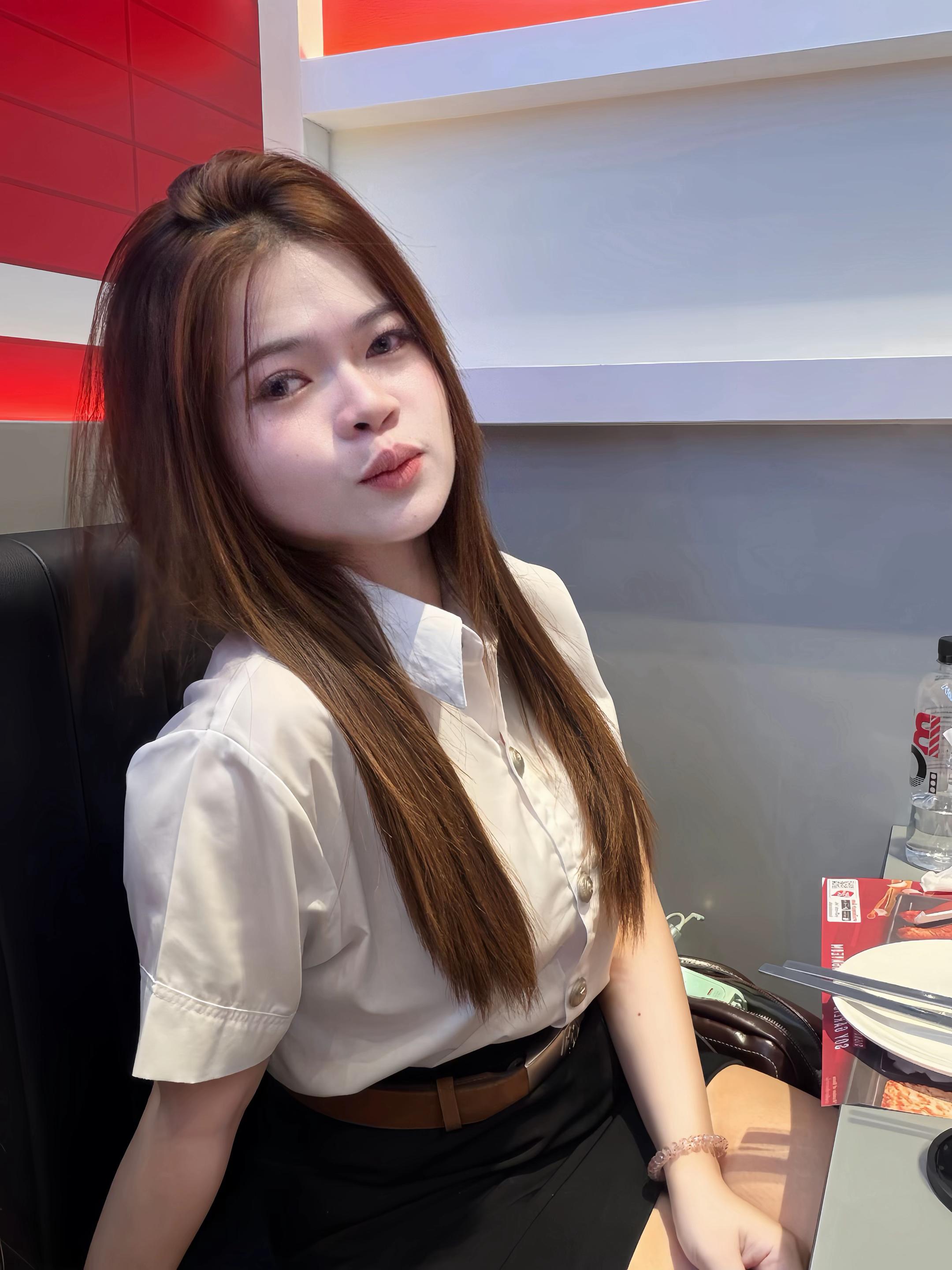 @𝐅ᩚ