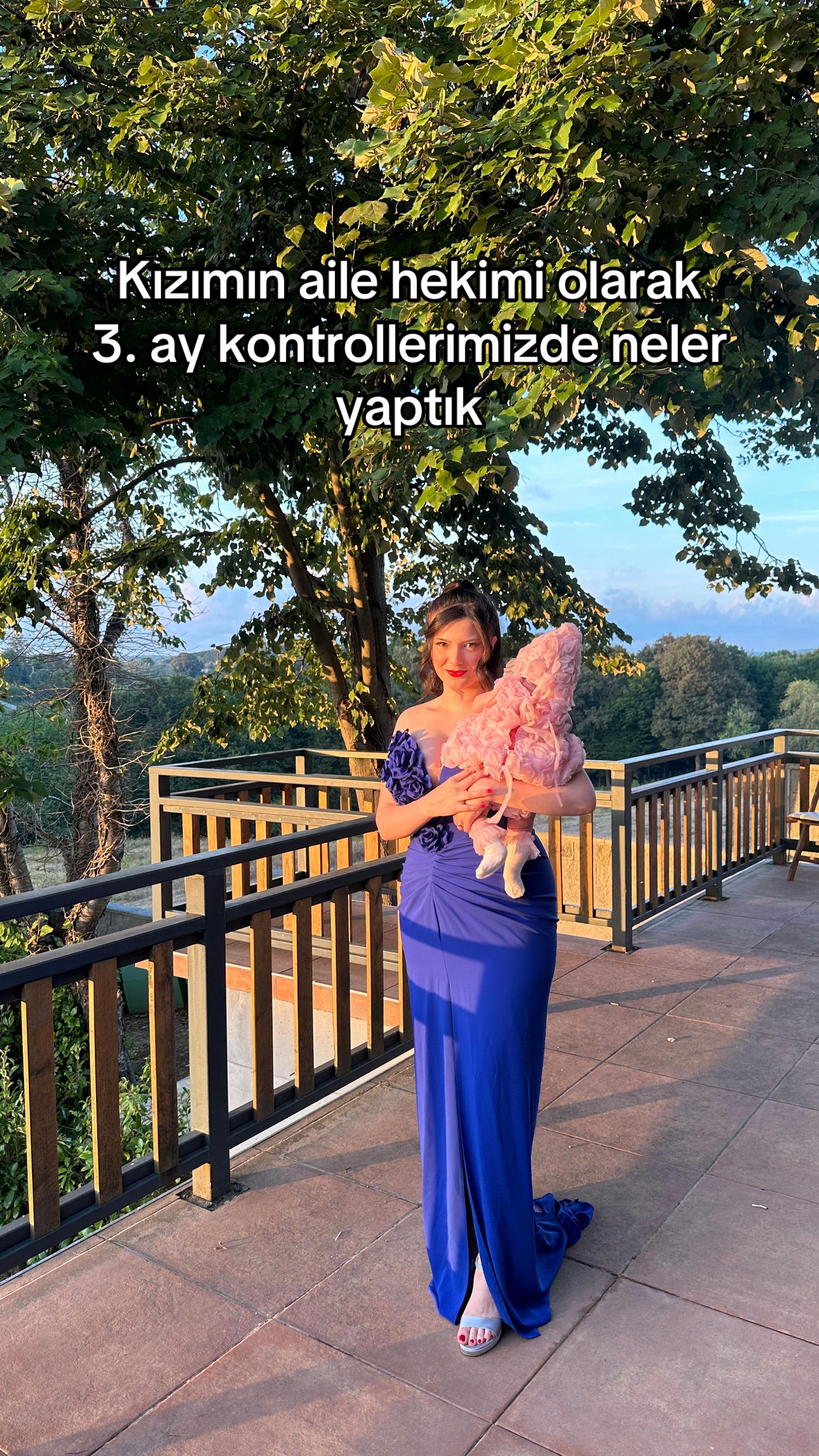 @Dr Frambuaz 🩺🩷🪩