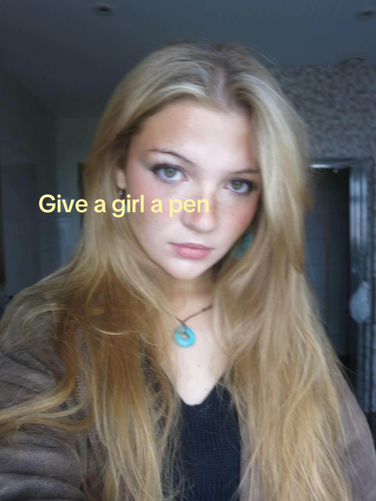 @⋆˚꩜。ּ Rachel⋆˚꩜。ּ