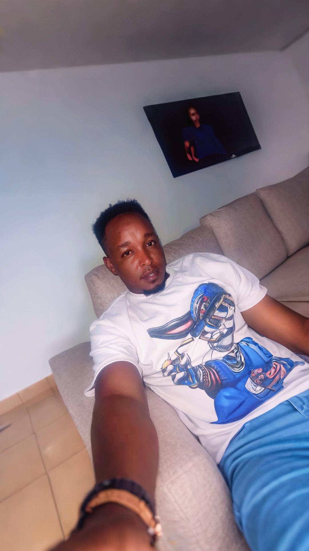 @Eddy G splash studios