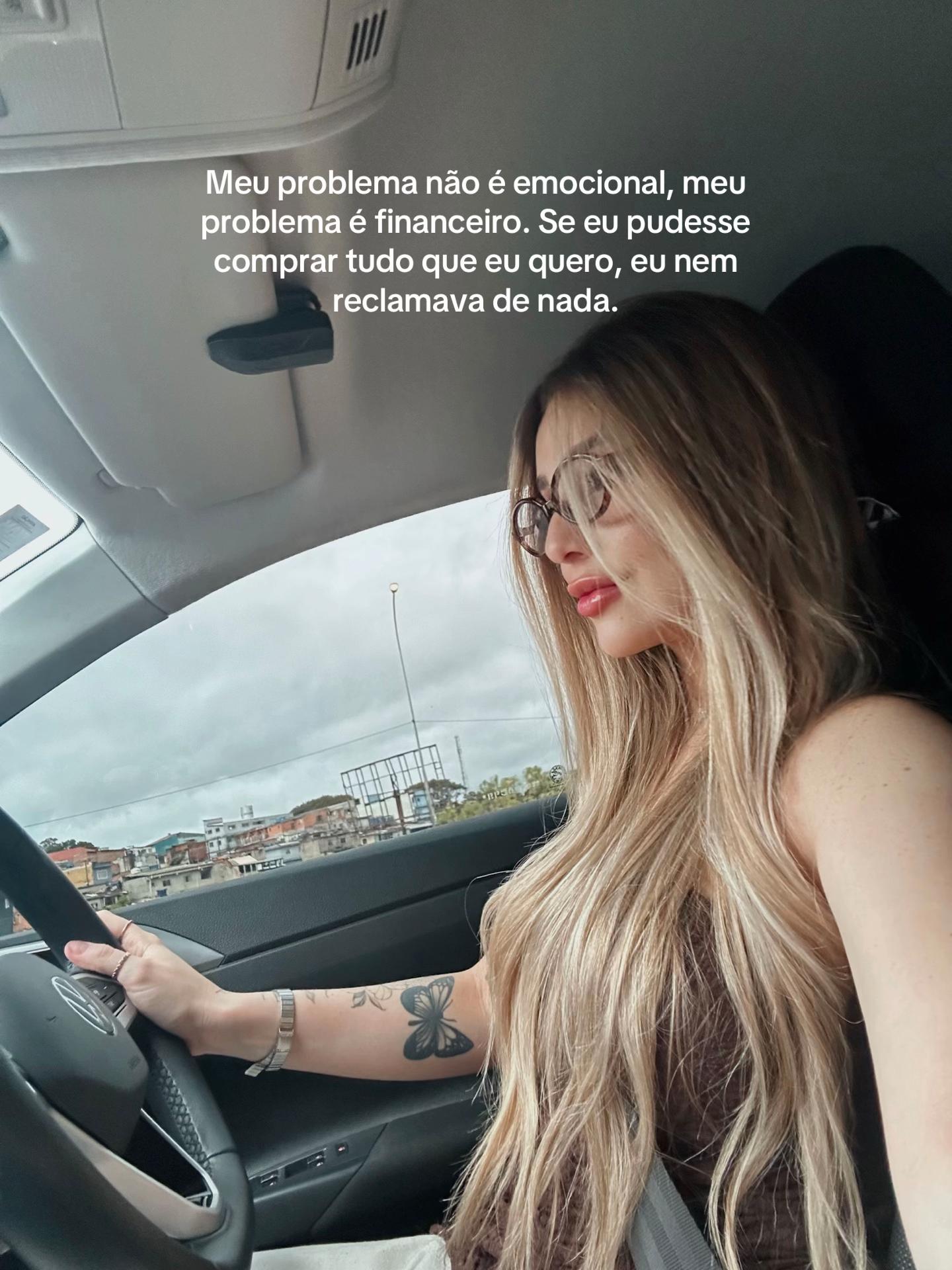 @Letícia