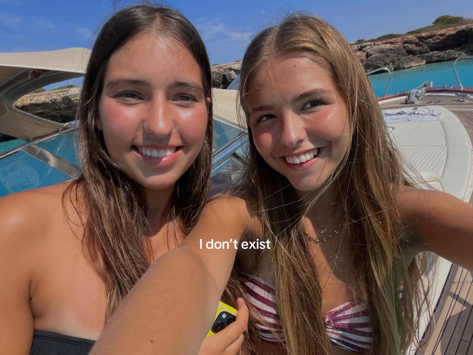 @lucia_leach
