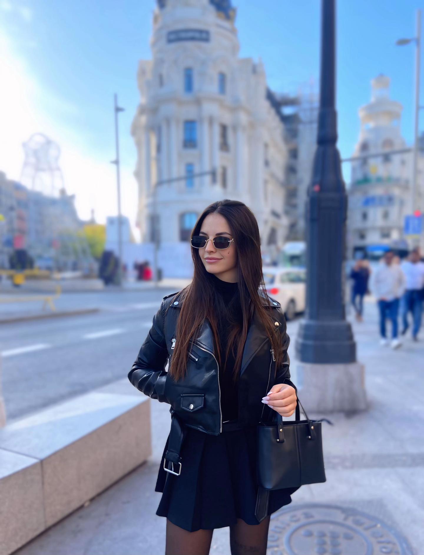 @MartinaCriconia