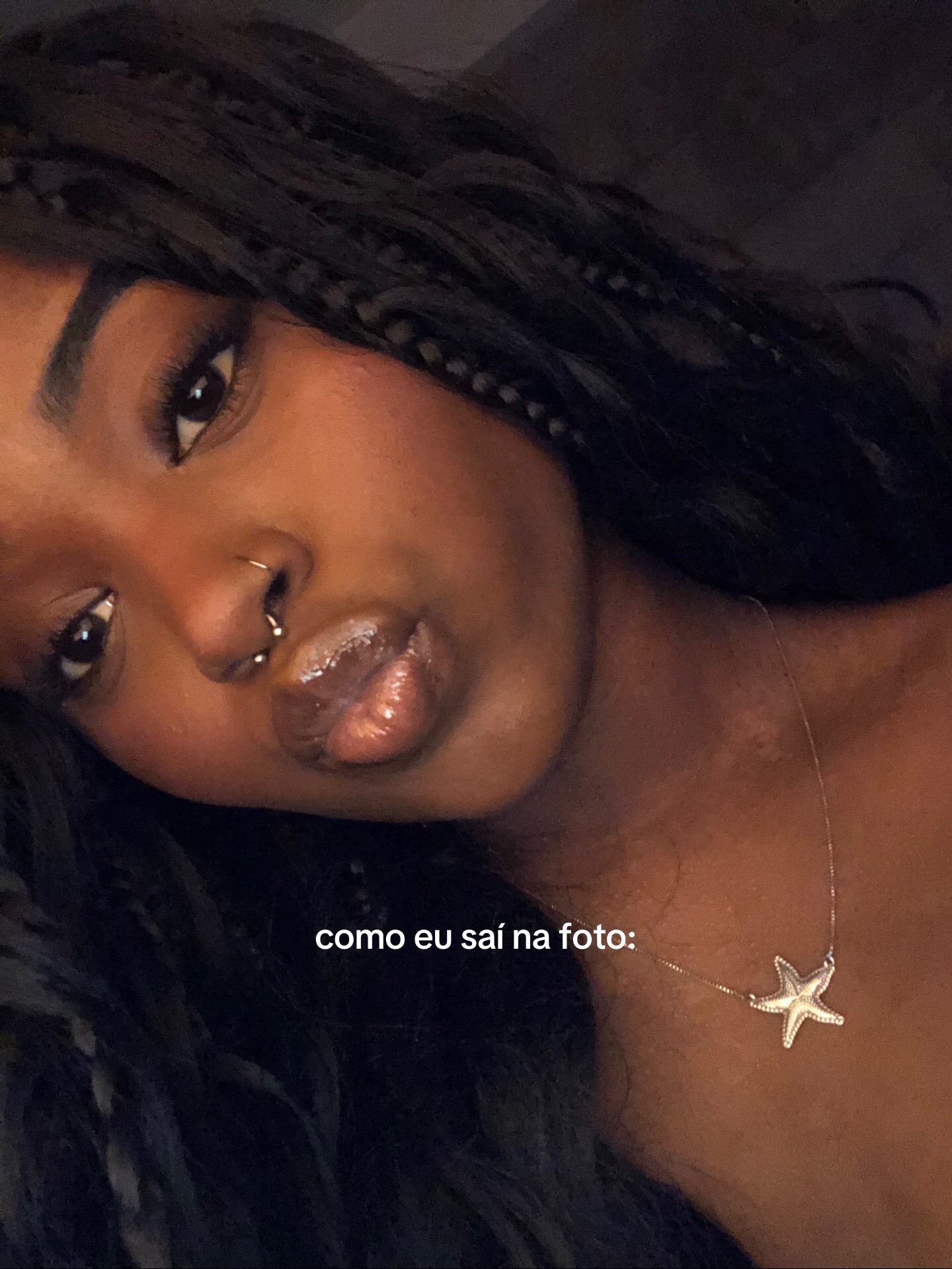 @tainá
