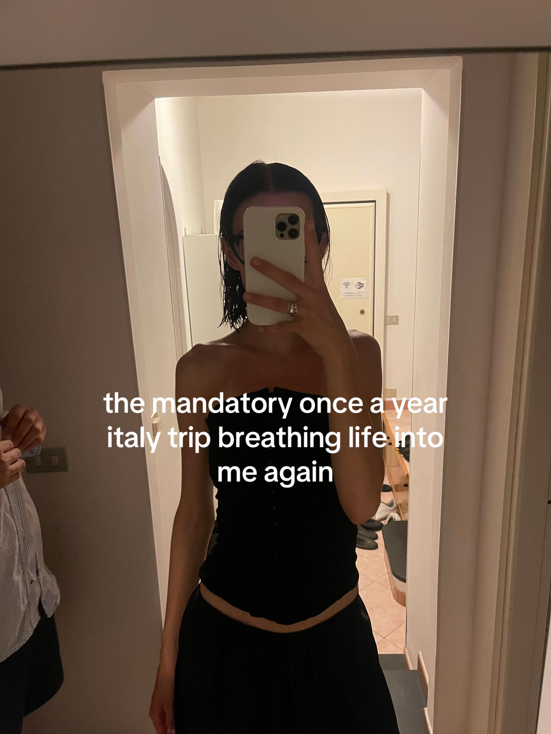 @_anyw