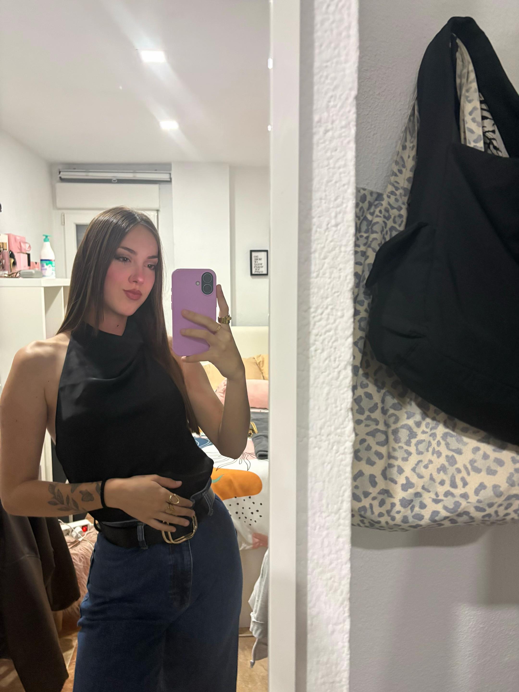 @P A U L A✨