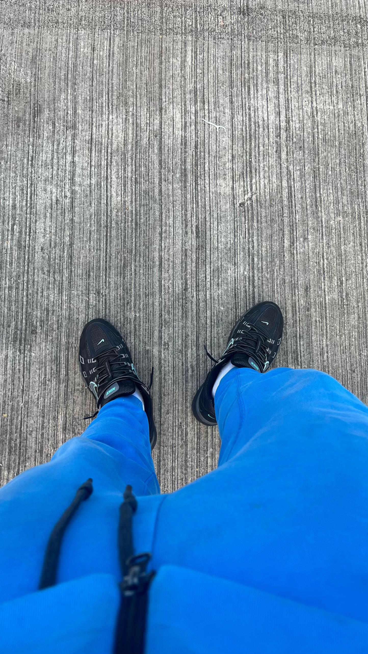 @🃏