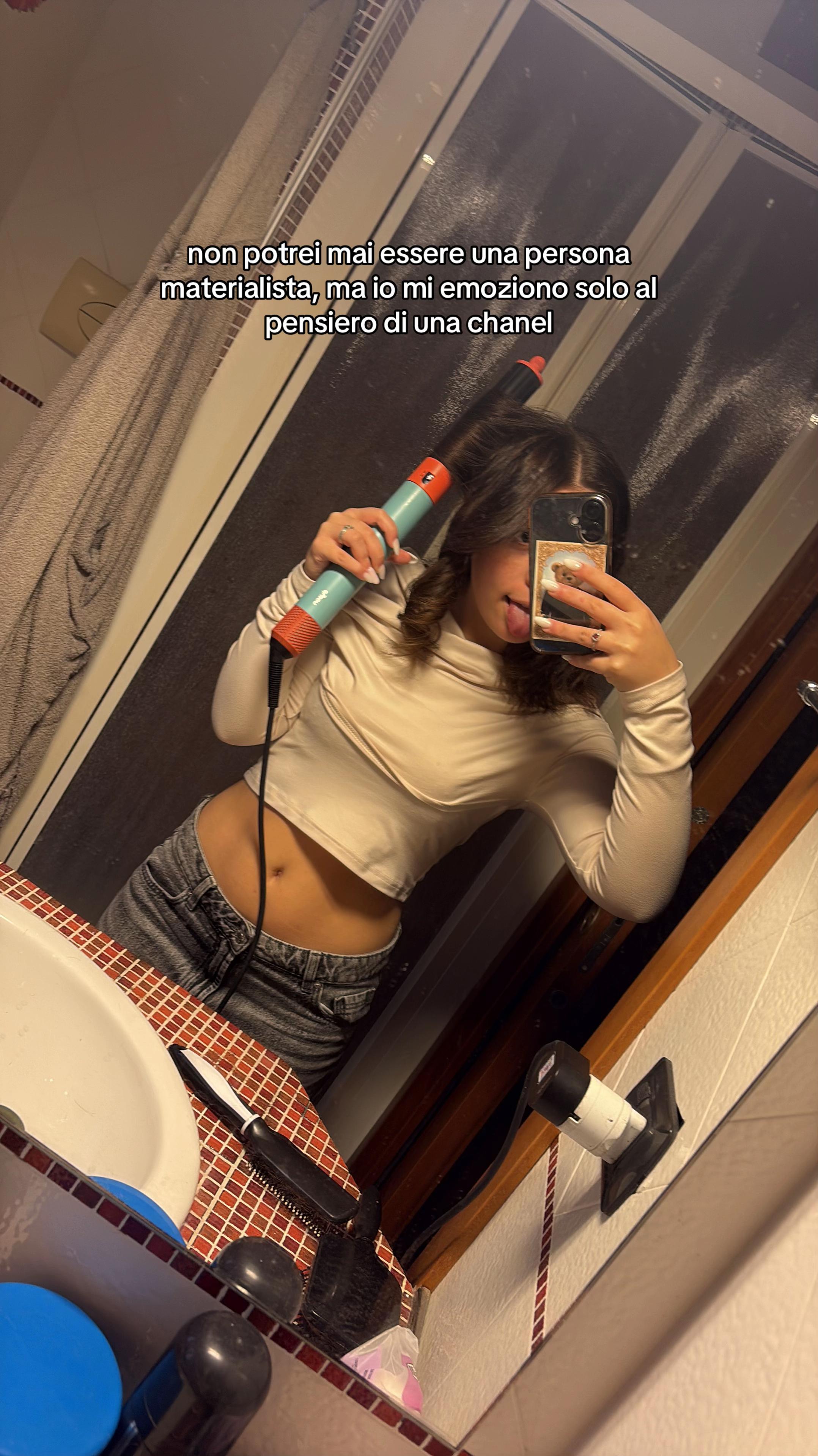 @V I T T O R I A