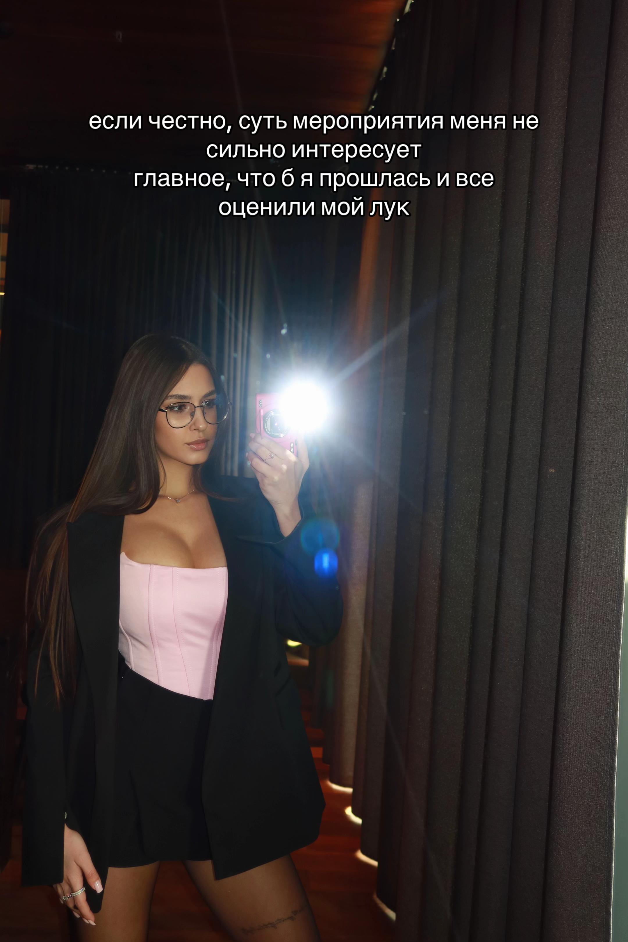 @𝐋.