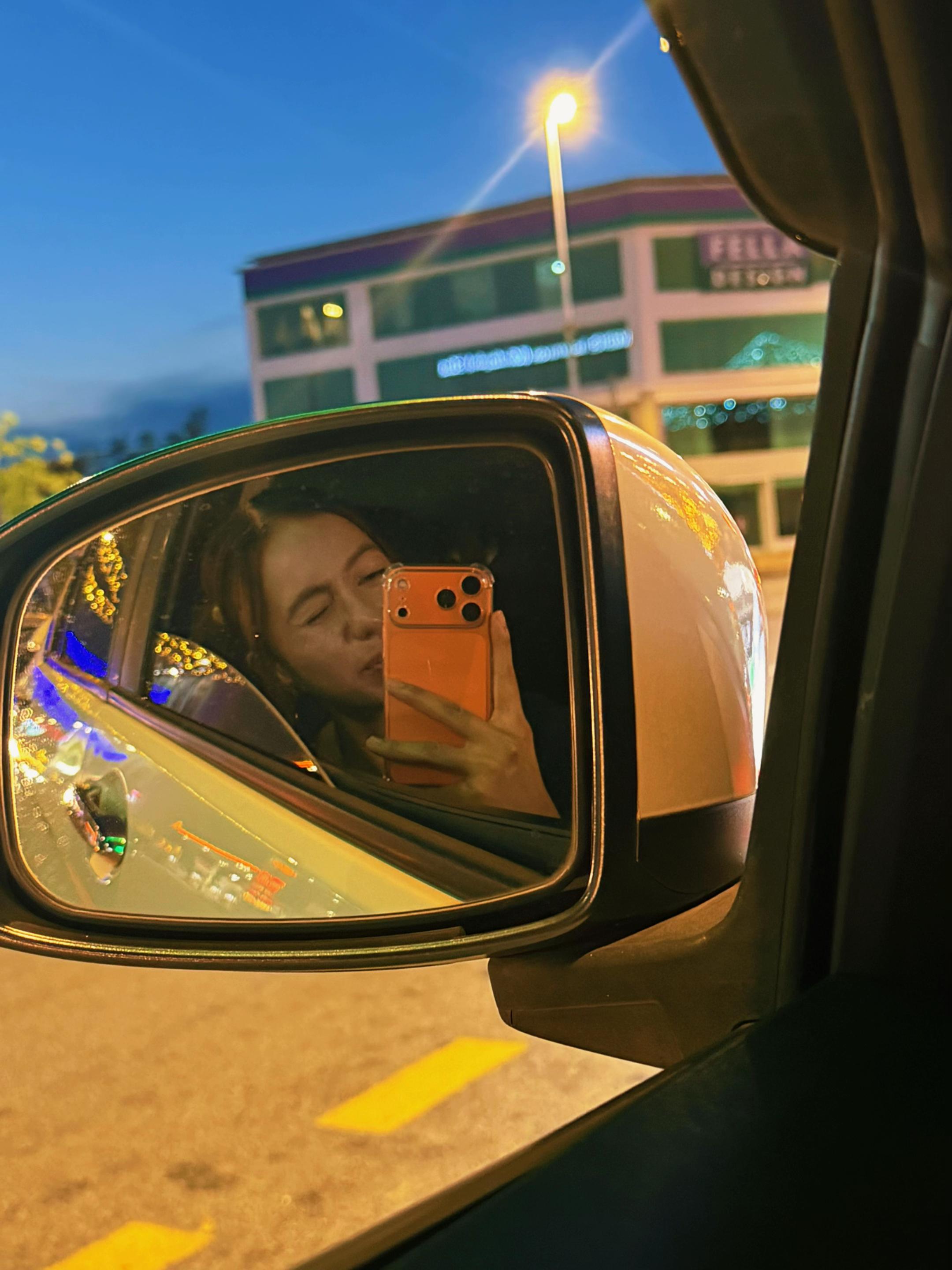 @N.Ain J