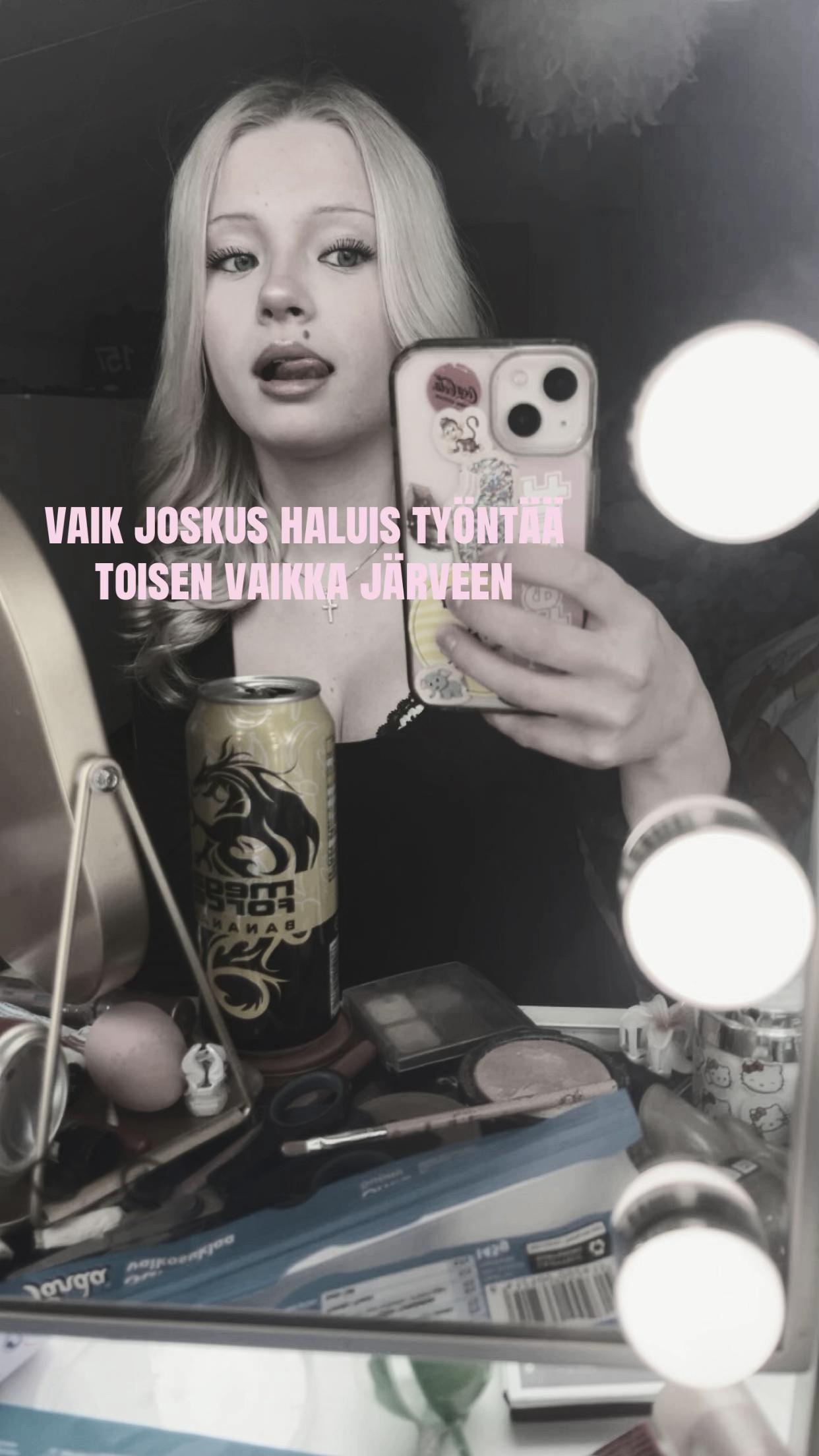 @Möönä🫰🏻