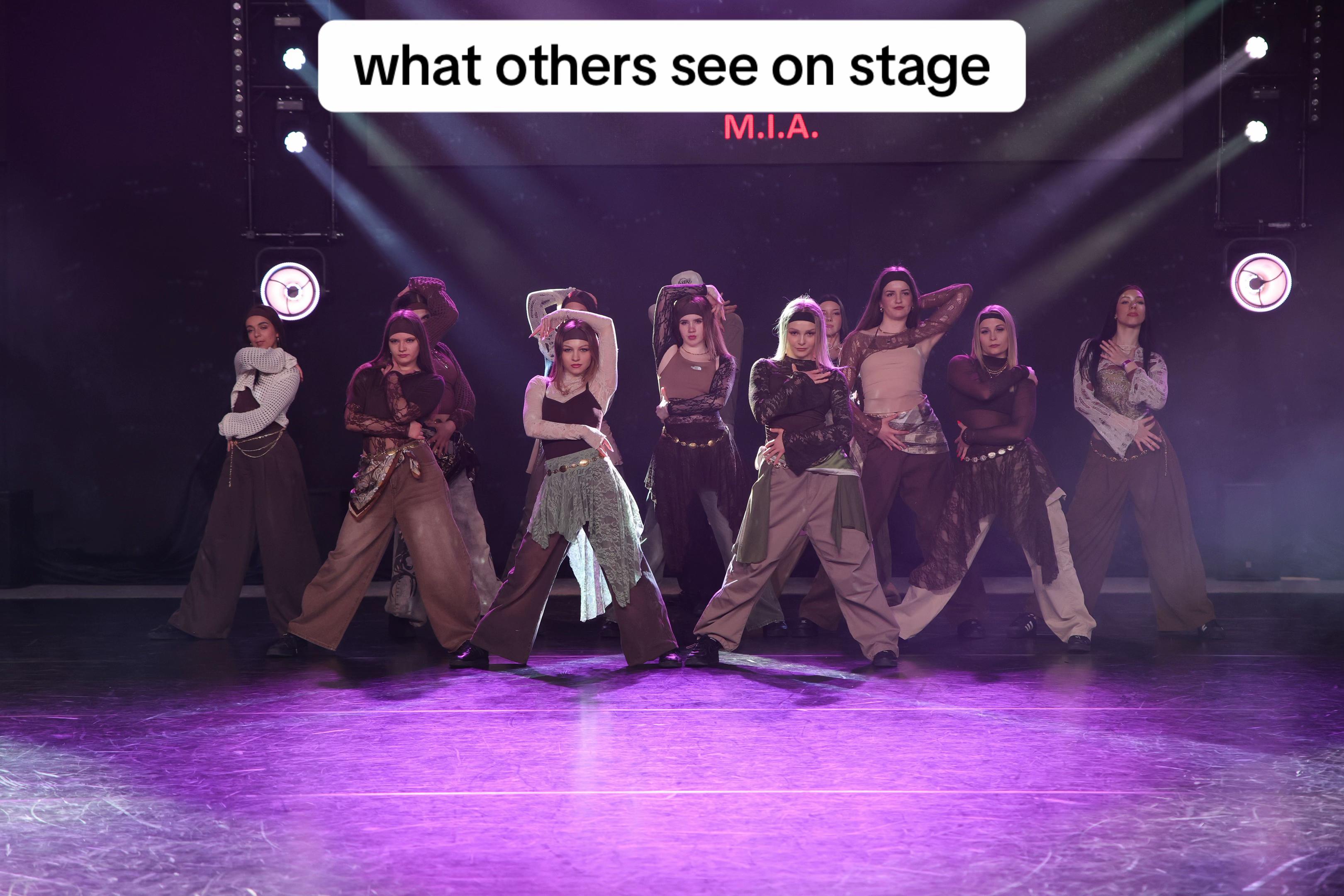 @M-dance.si