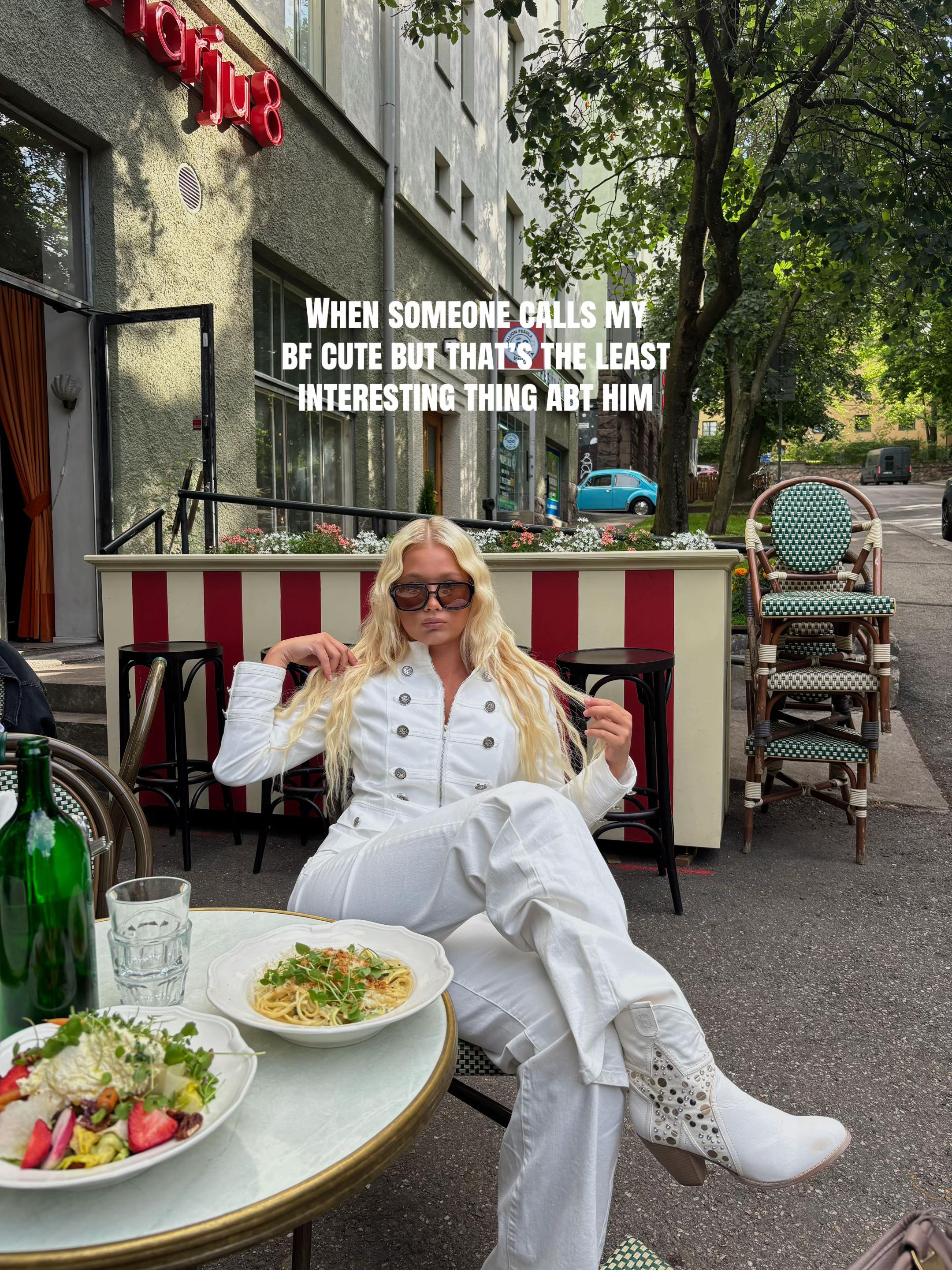 @Ella