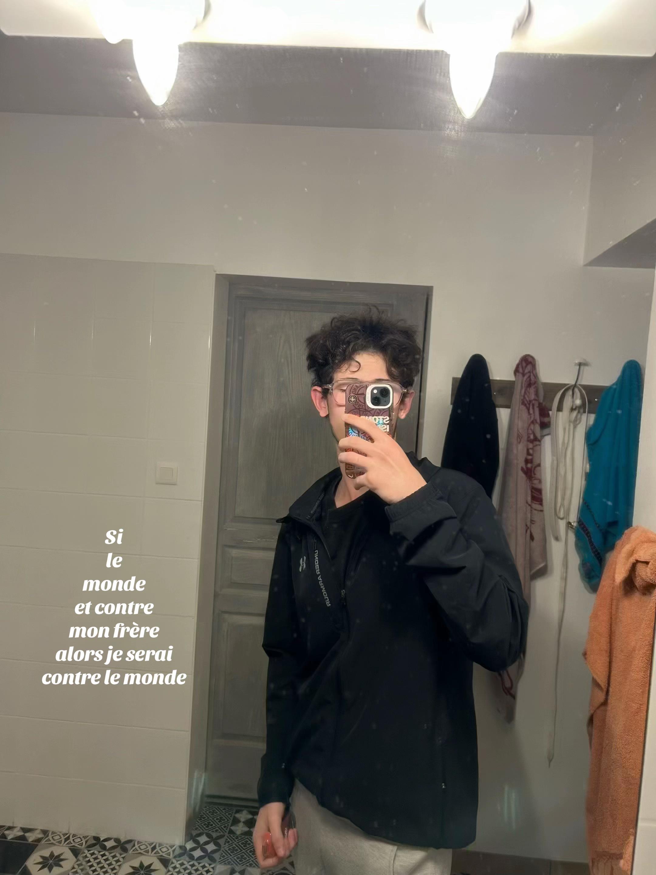 @N2m7k