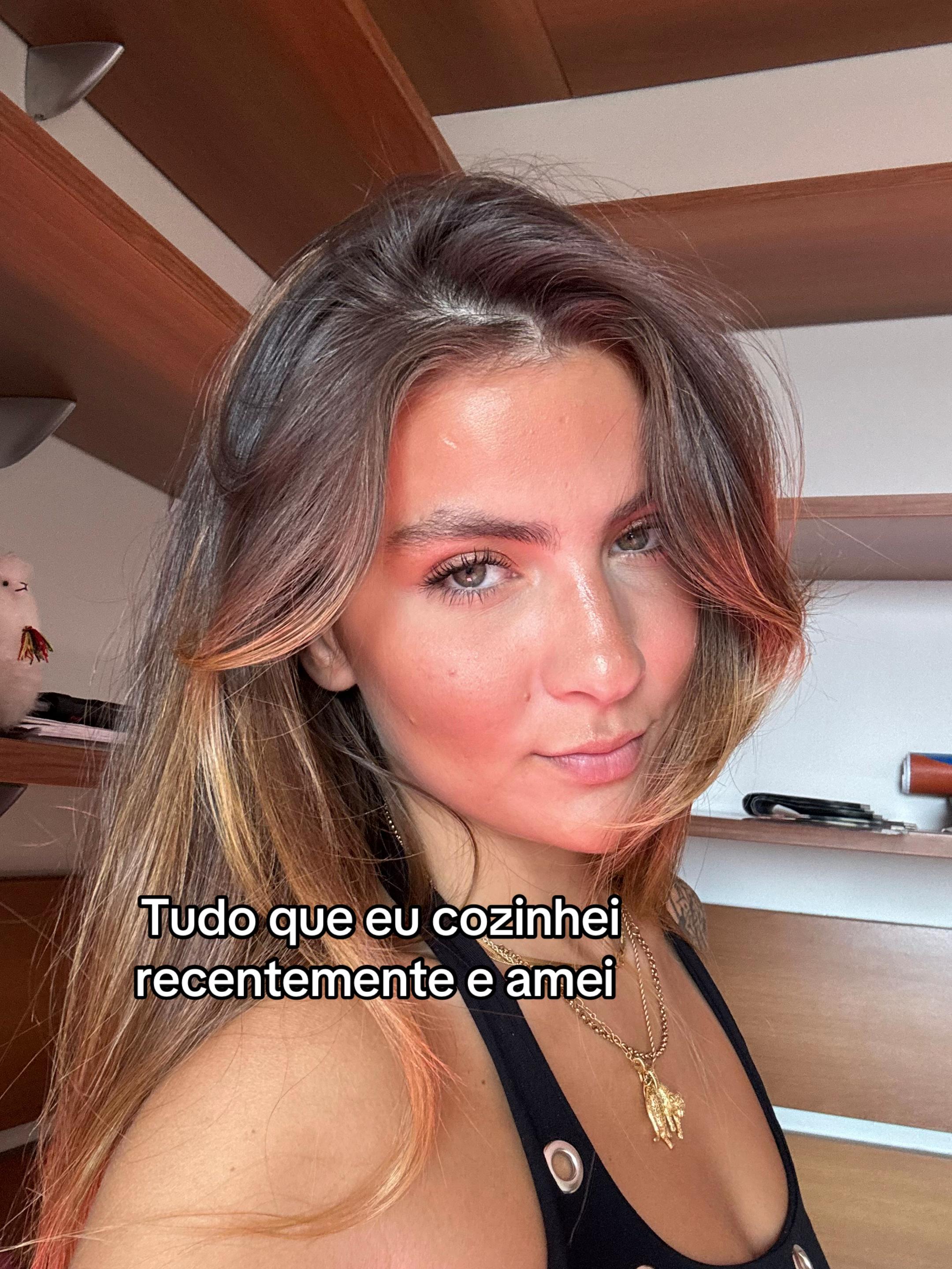 @Larissaheller_