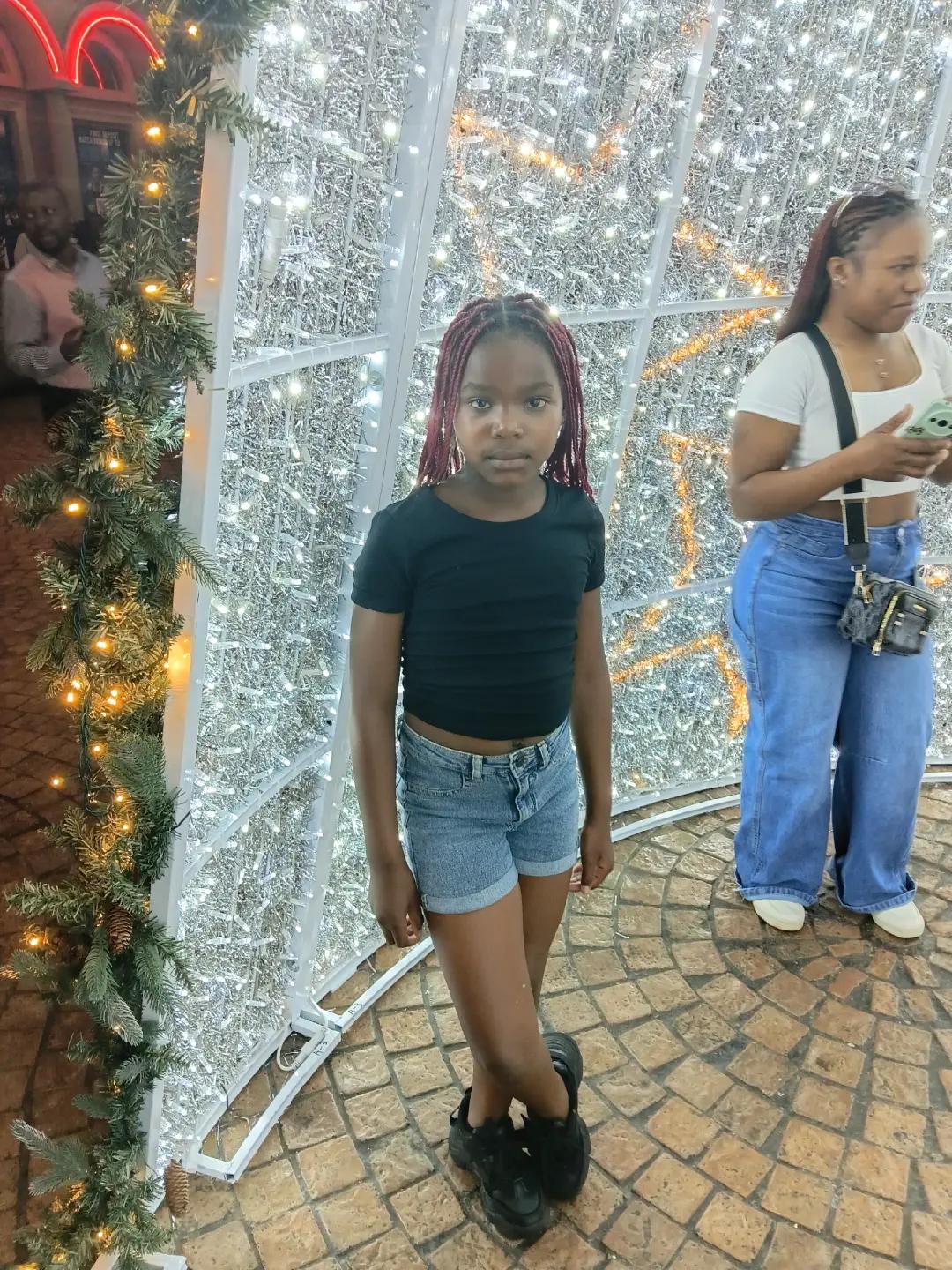 @MahlanguC