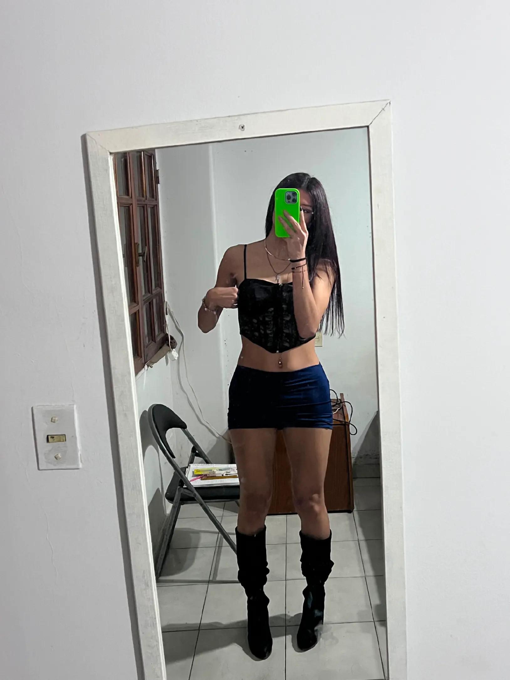 @Ayluu