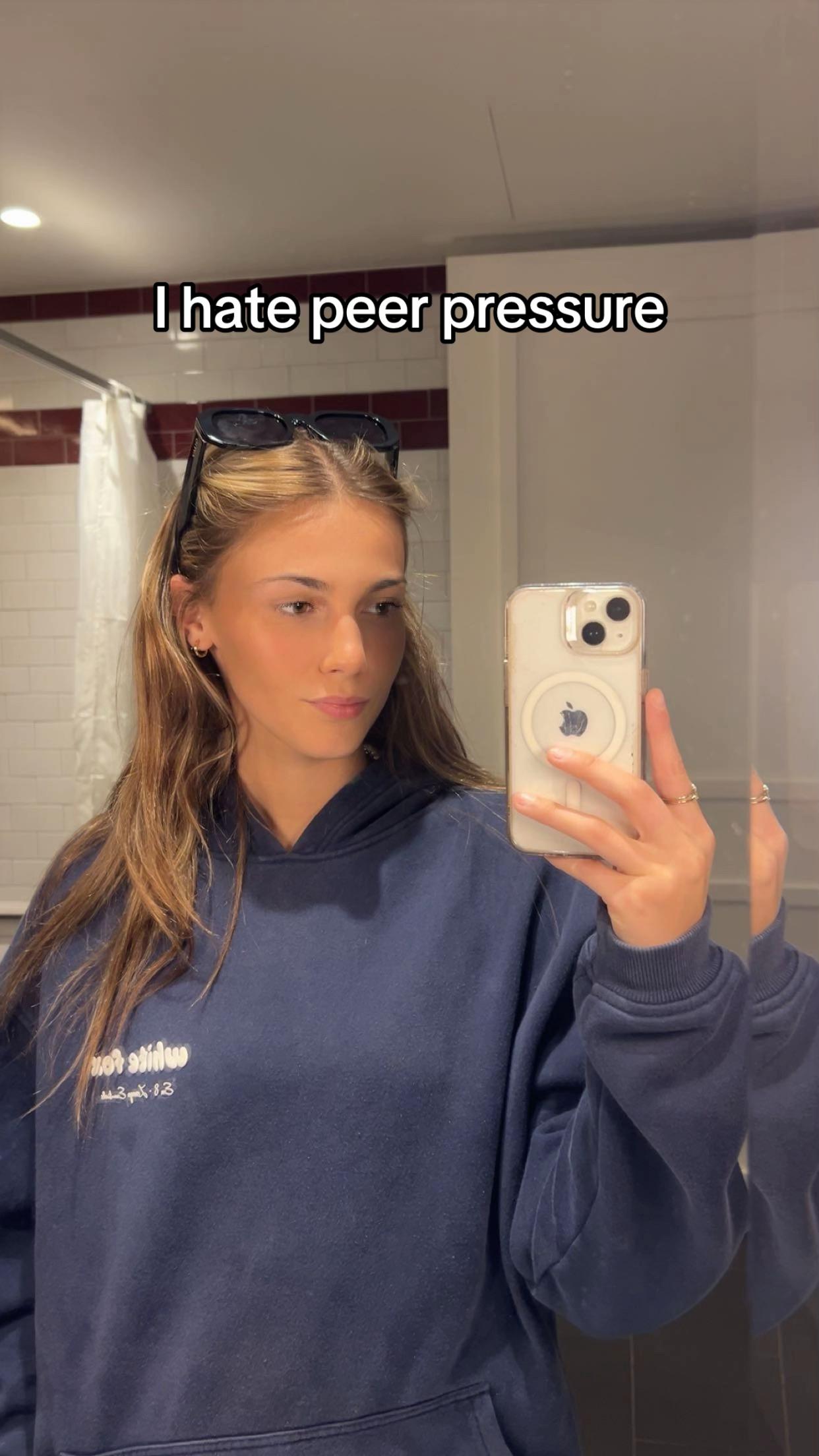 @Claudiajanuss