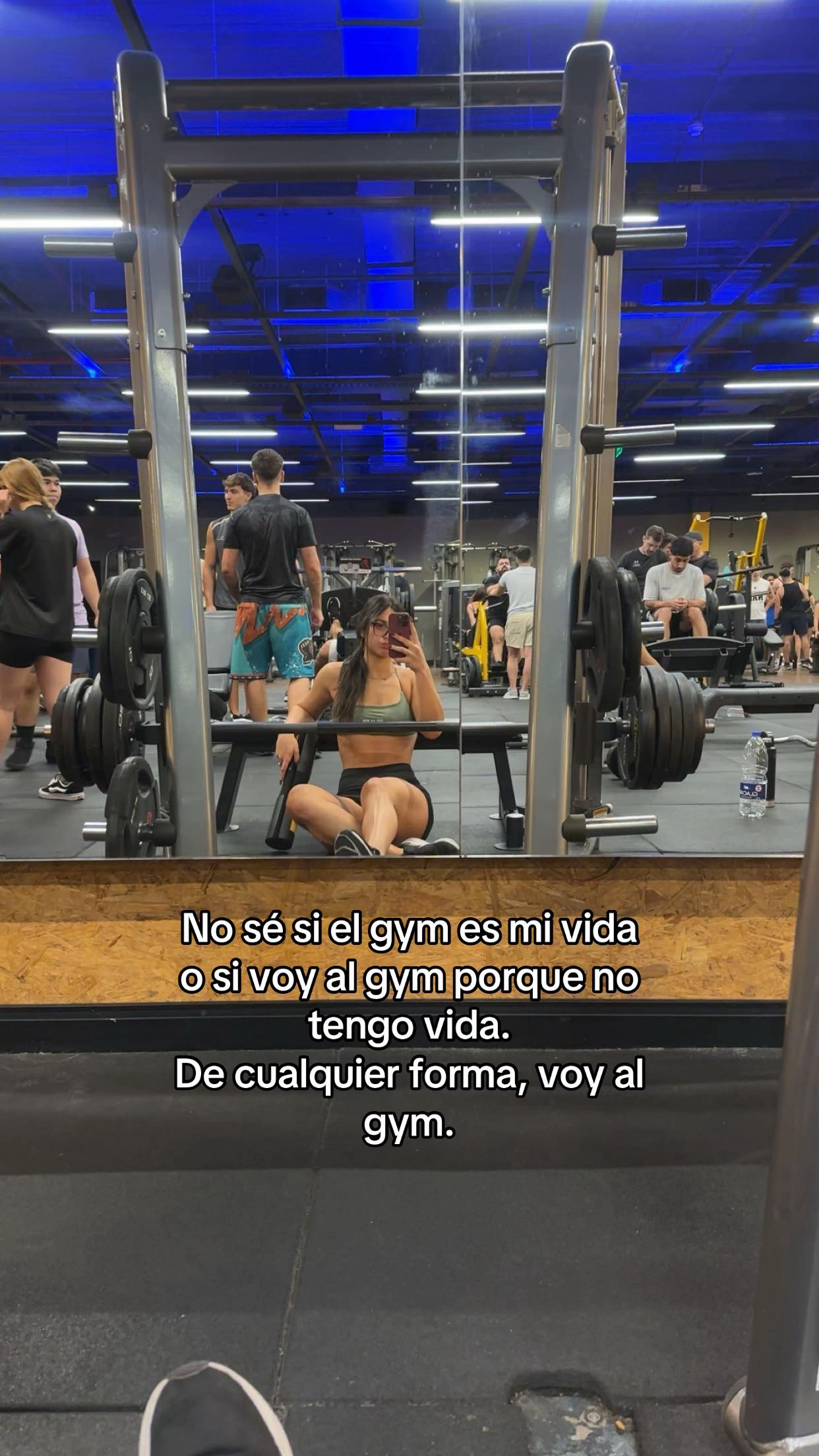 @iara Bronstein🤓☝️