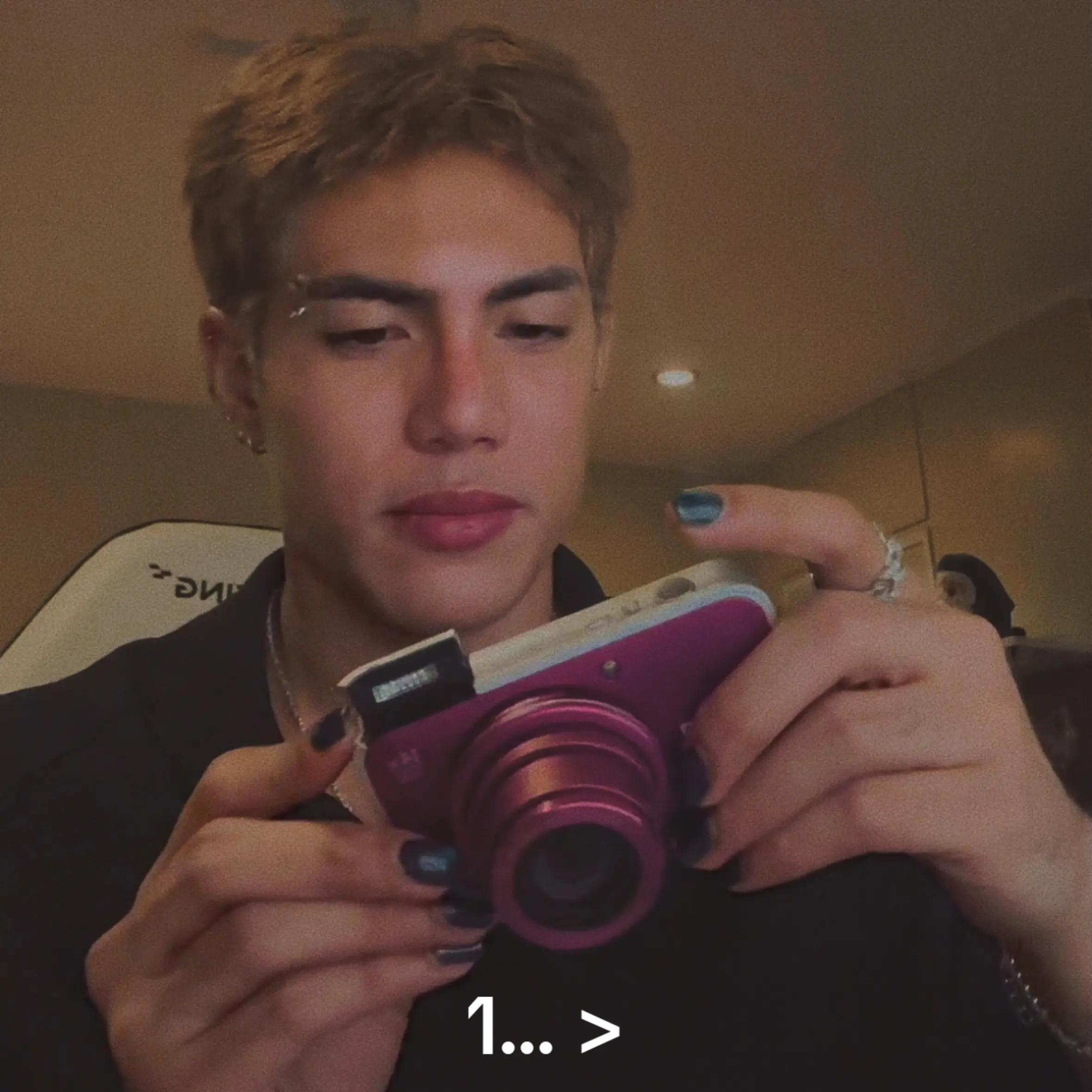 @VELA 𔓐𑇓