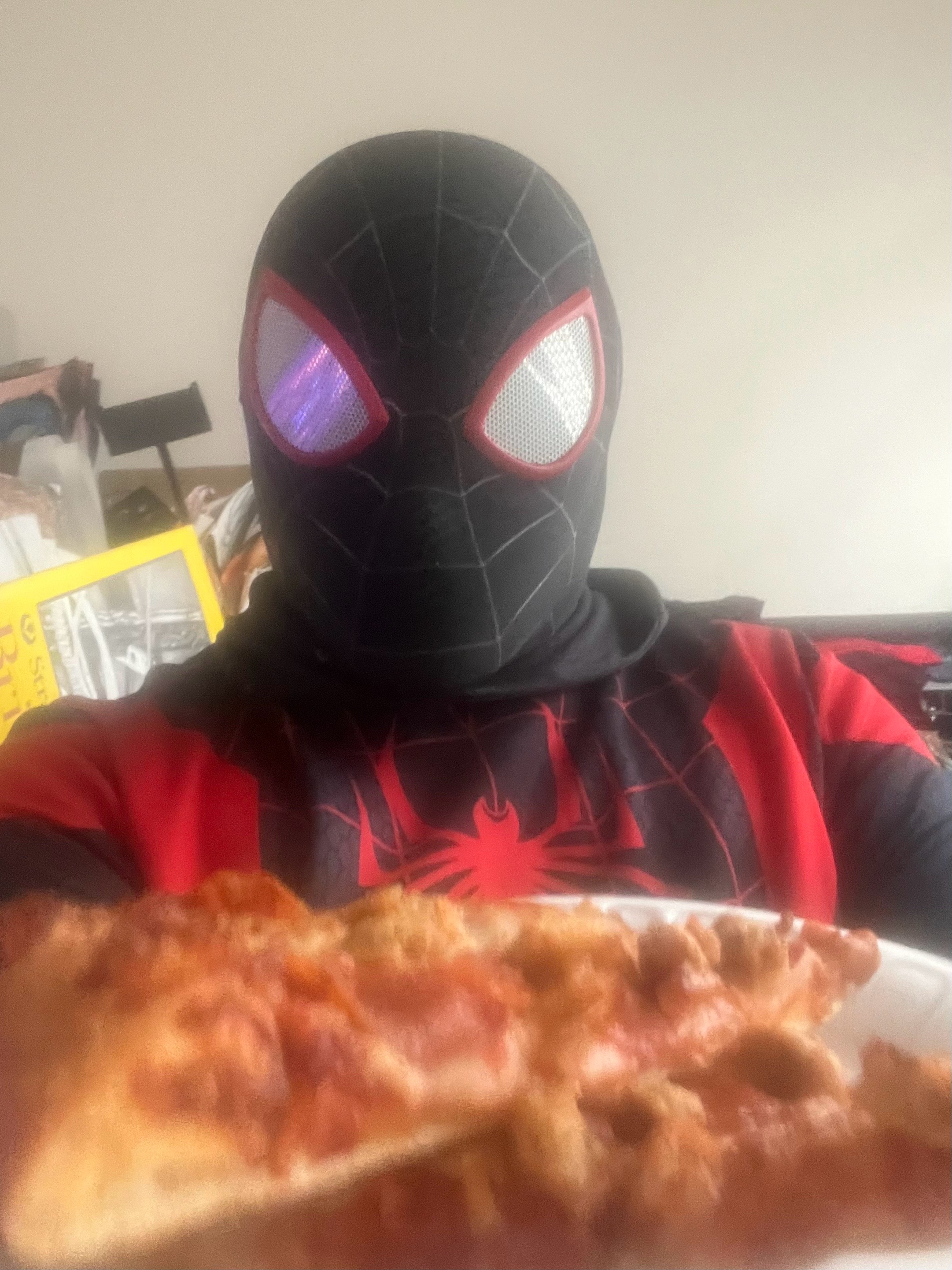 @AmazingArtisticSpidey