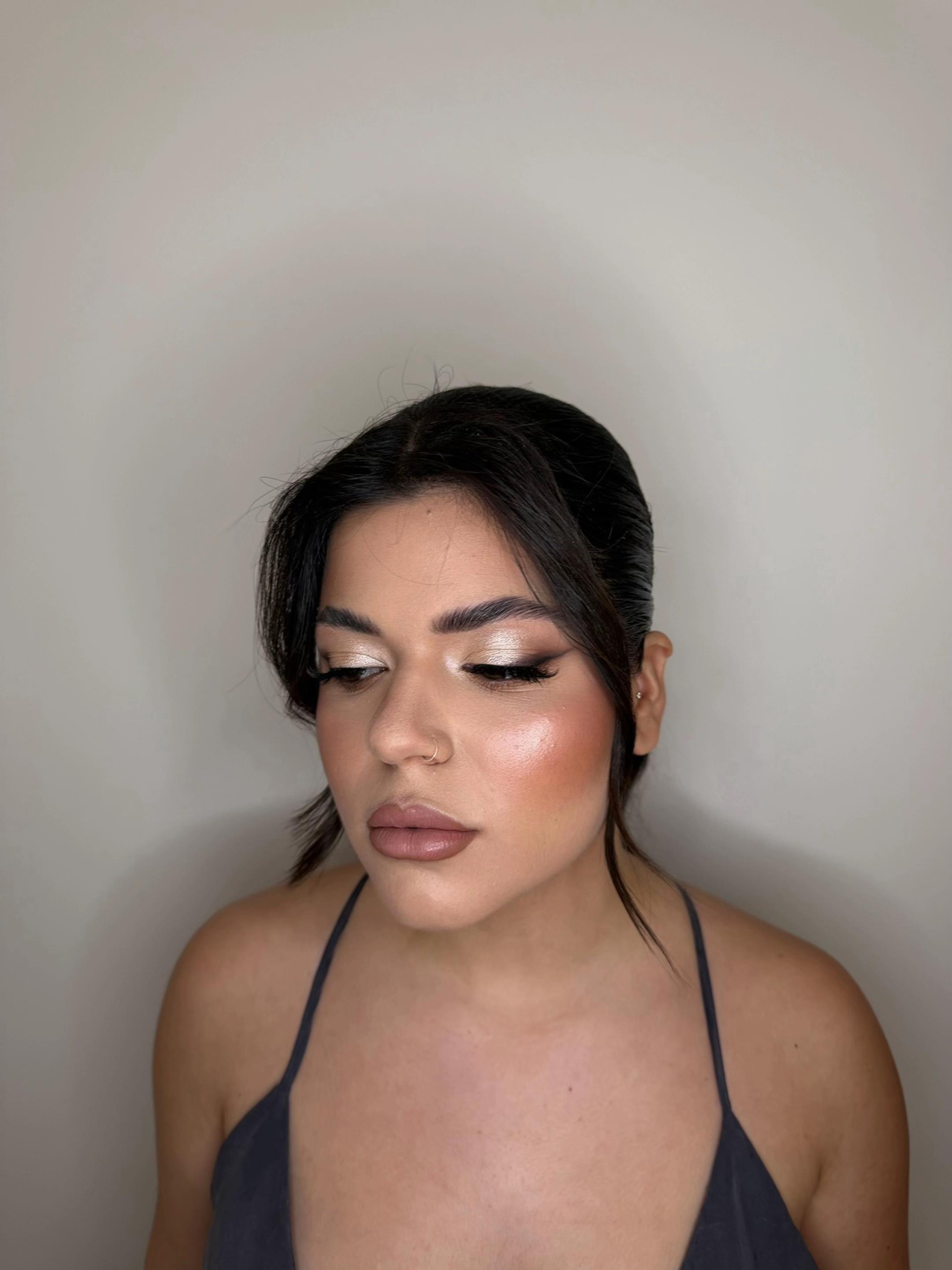 @Penny makeupartist