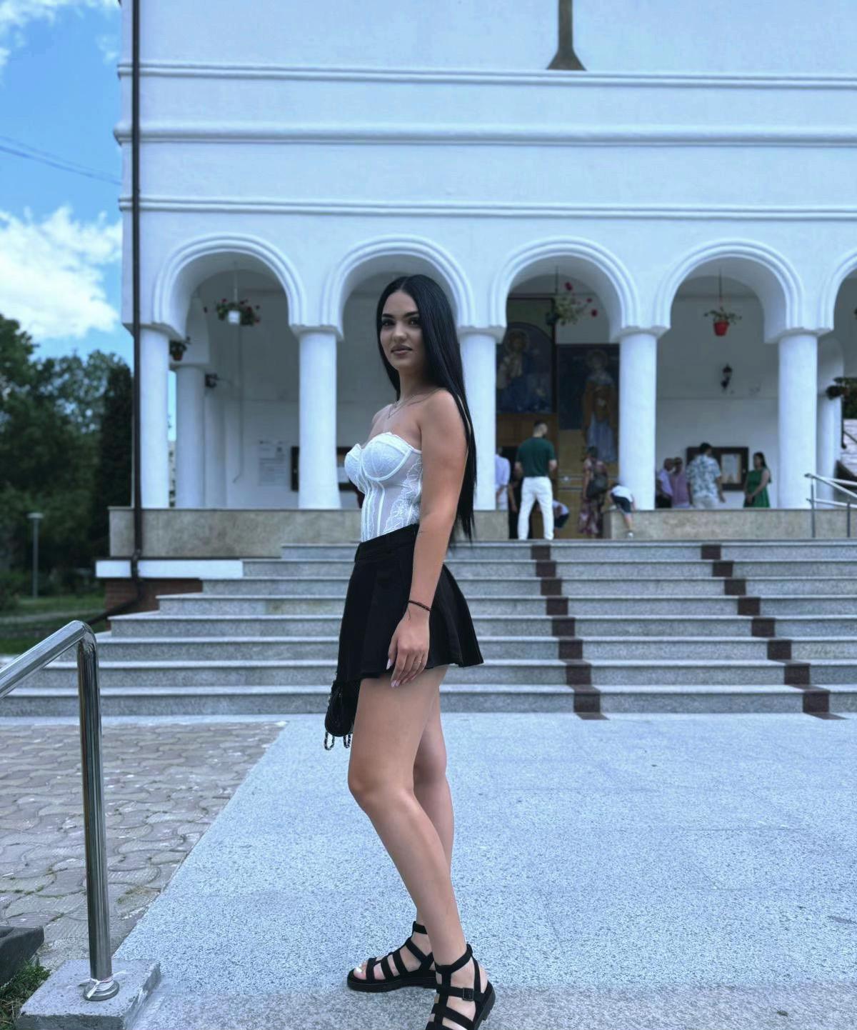 @florii_cg